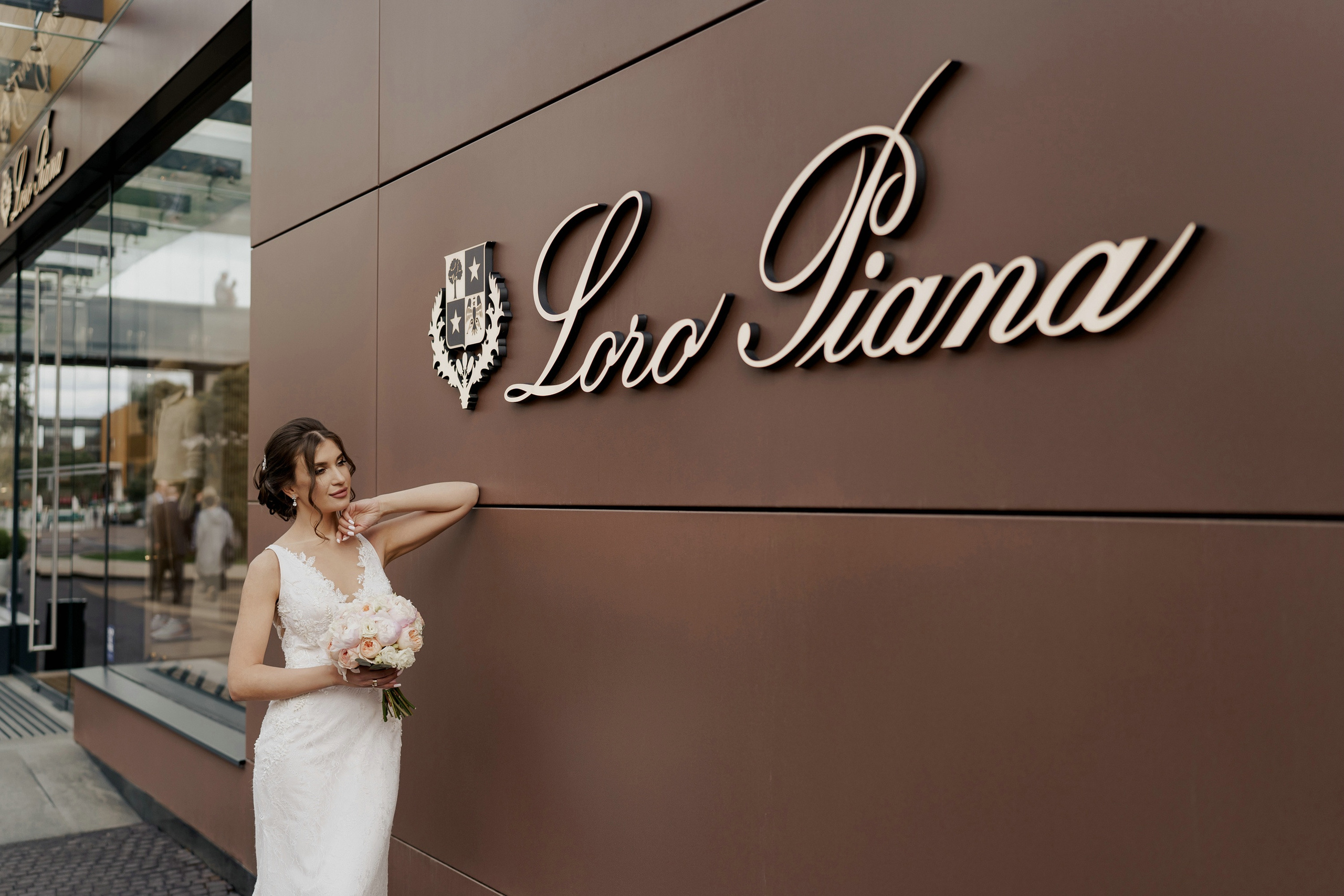 Свадебные фото в Москва Сити и роспись в ЗАГСе Барвиха. Свадебный и семейный фотограф в Москве Светлана Зоткина