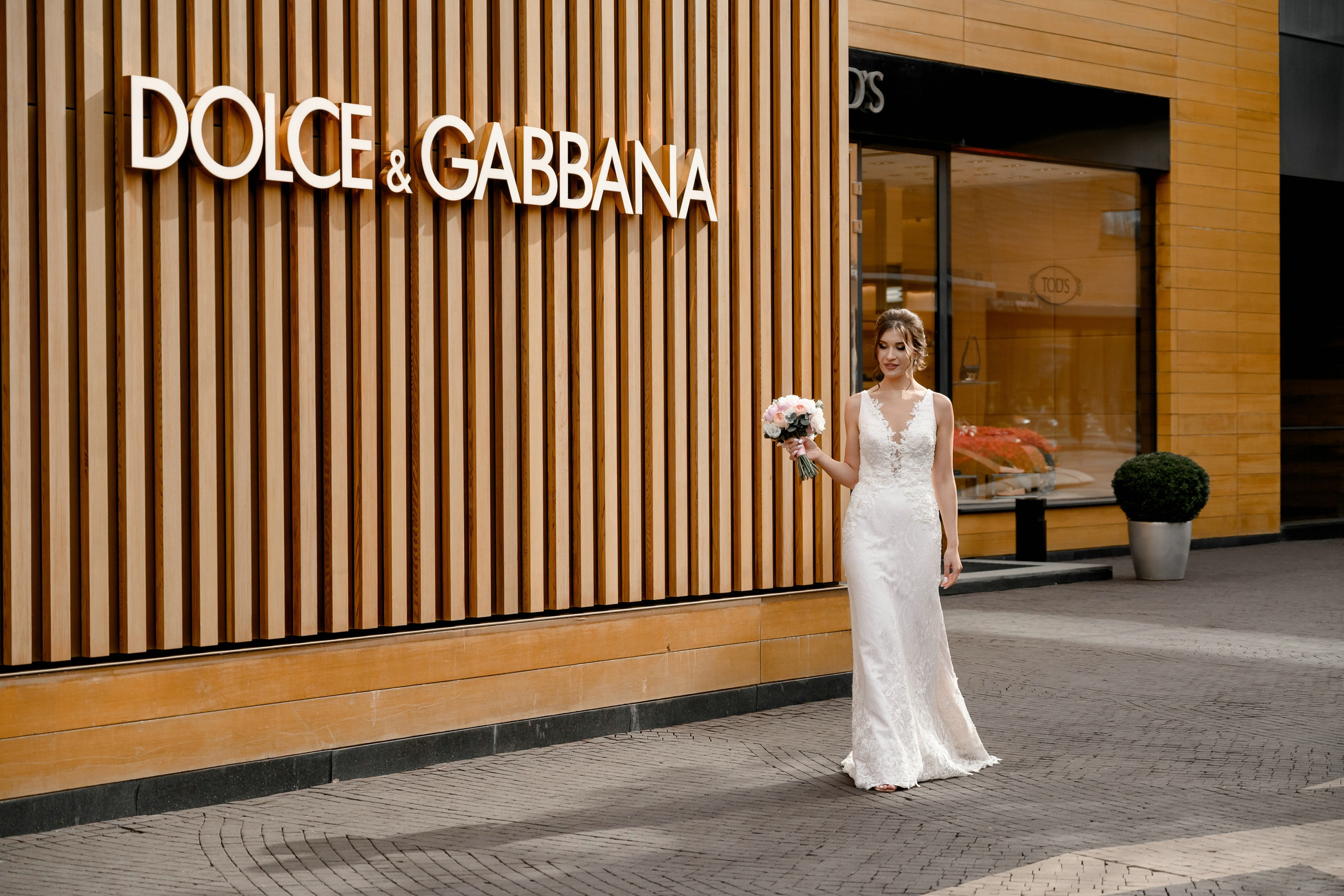 Свадебные фото в Москва Сити и роспись в ЗАГСе Барвиха. Свадебный и семейный фотограф в Москве Светлана Зоткина