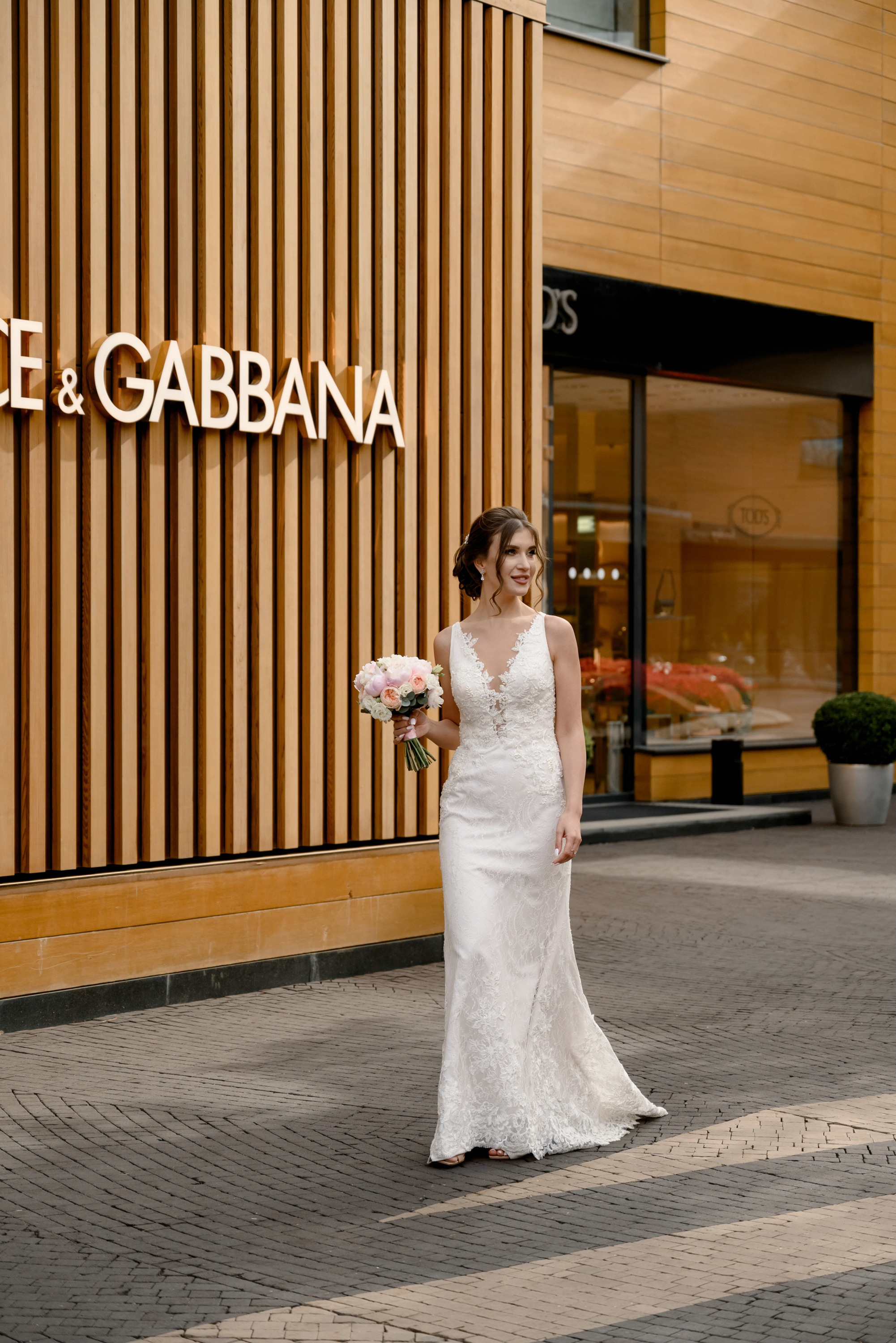 Свадебные фото в Москва Сити и роспись в ЗАГСе Барвиха. Свадебный и семейный фотограф в Москве Светлана Зоткина