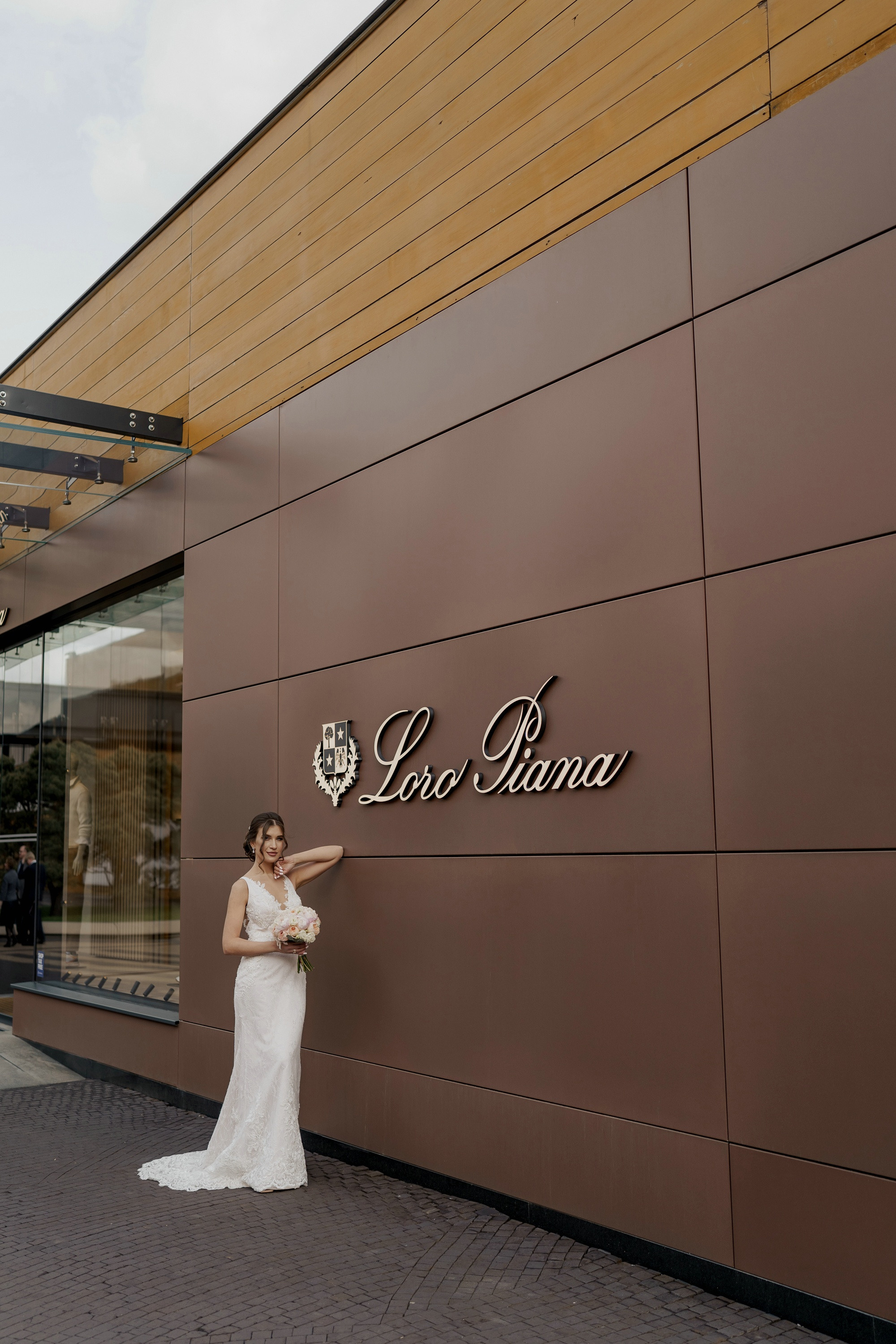 Свадебные фото в Москва Сити и роспись в ЗАГСе Барвиха. Свадебный и семейный фотограф в Москве Светлана Зоткина