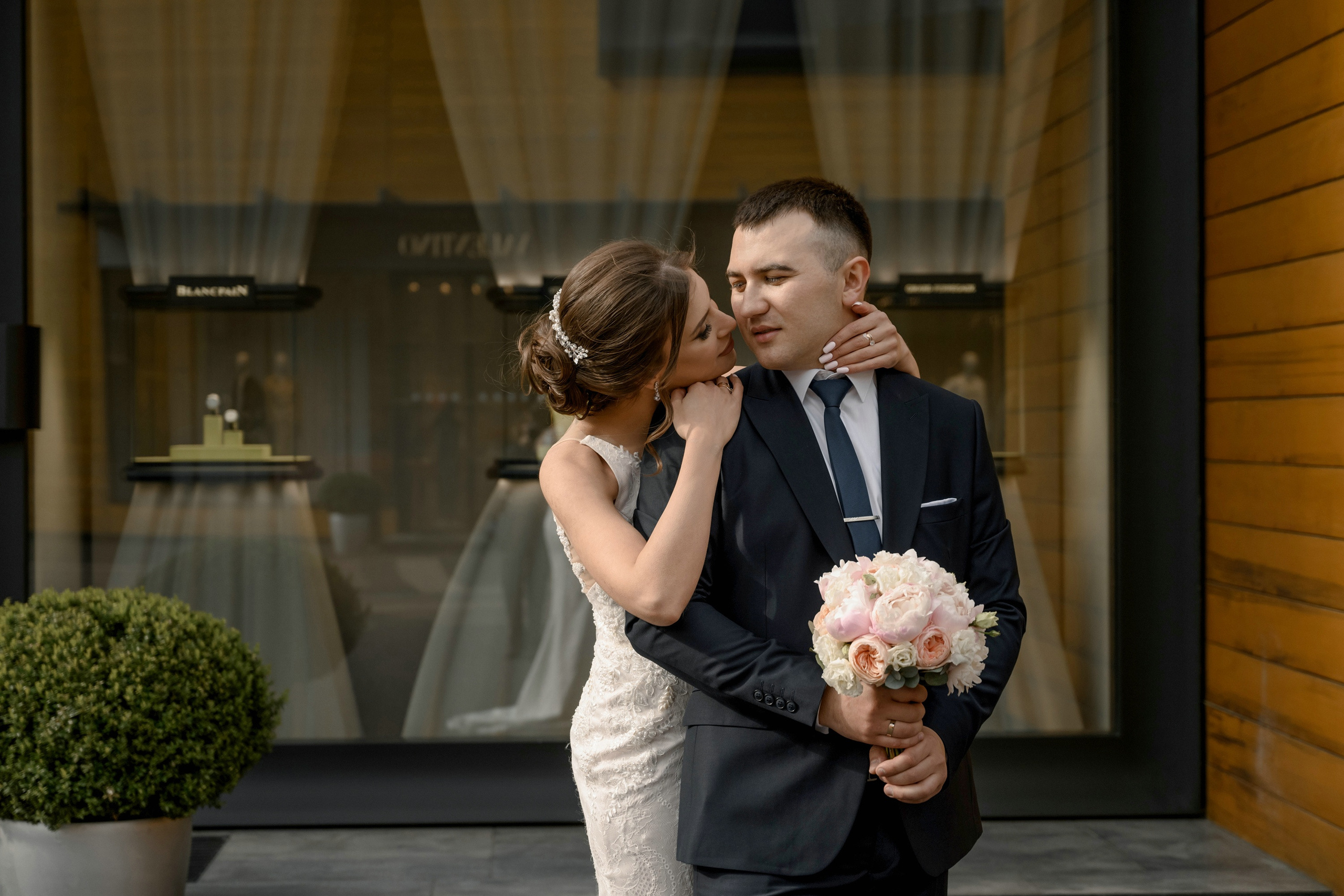 Свадебные фото в Москва Сити и роспись в ЗАГСе Барвиха. Свадебный и семейный фотограф в Москве Светлана Зоткина