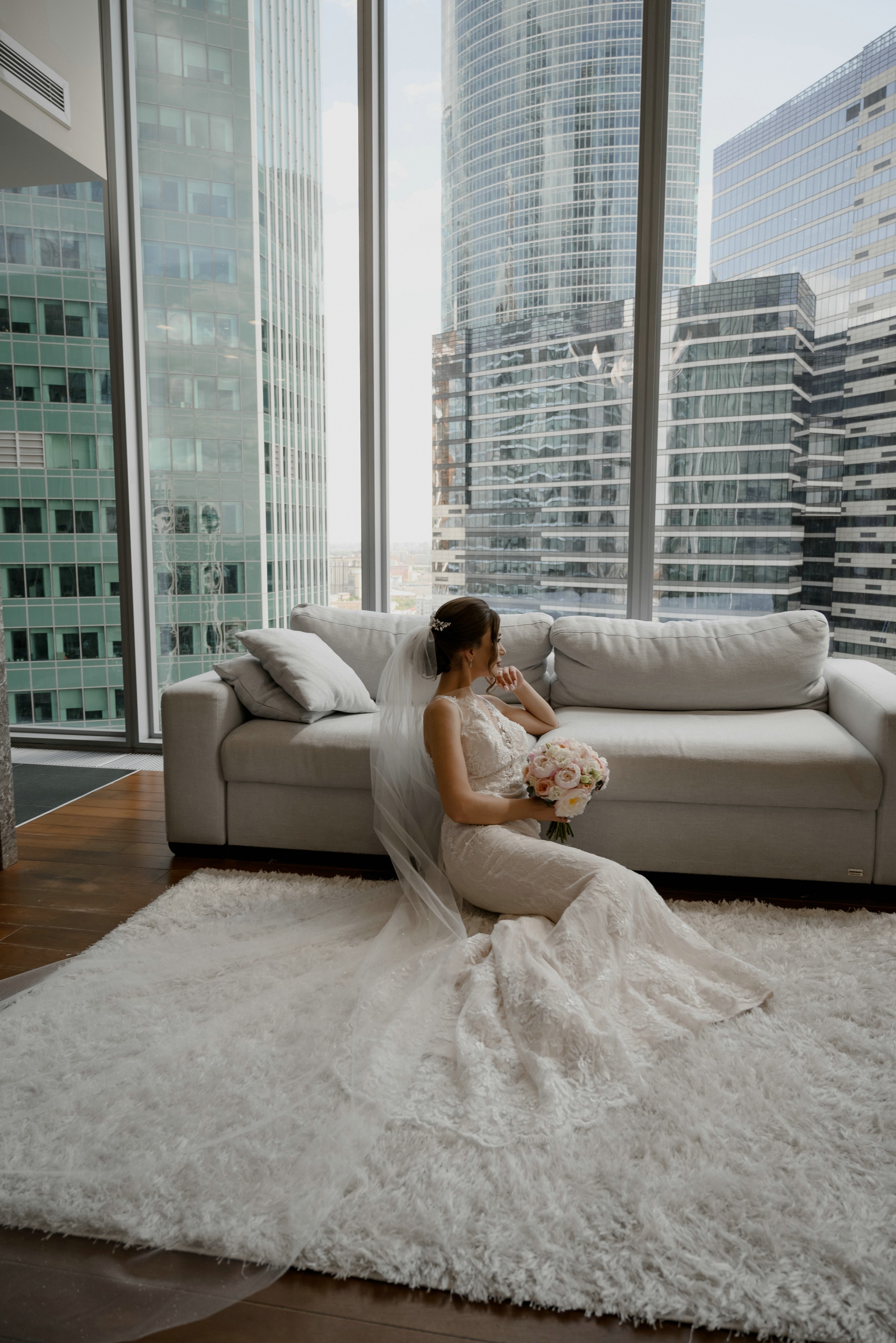 Свадебные фото в Москва Сити и роспись в ЗАГСе Барвиха. Свадебный и семейный фотограф в Москве Светлана Зоткина