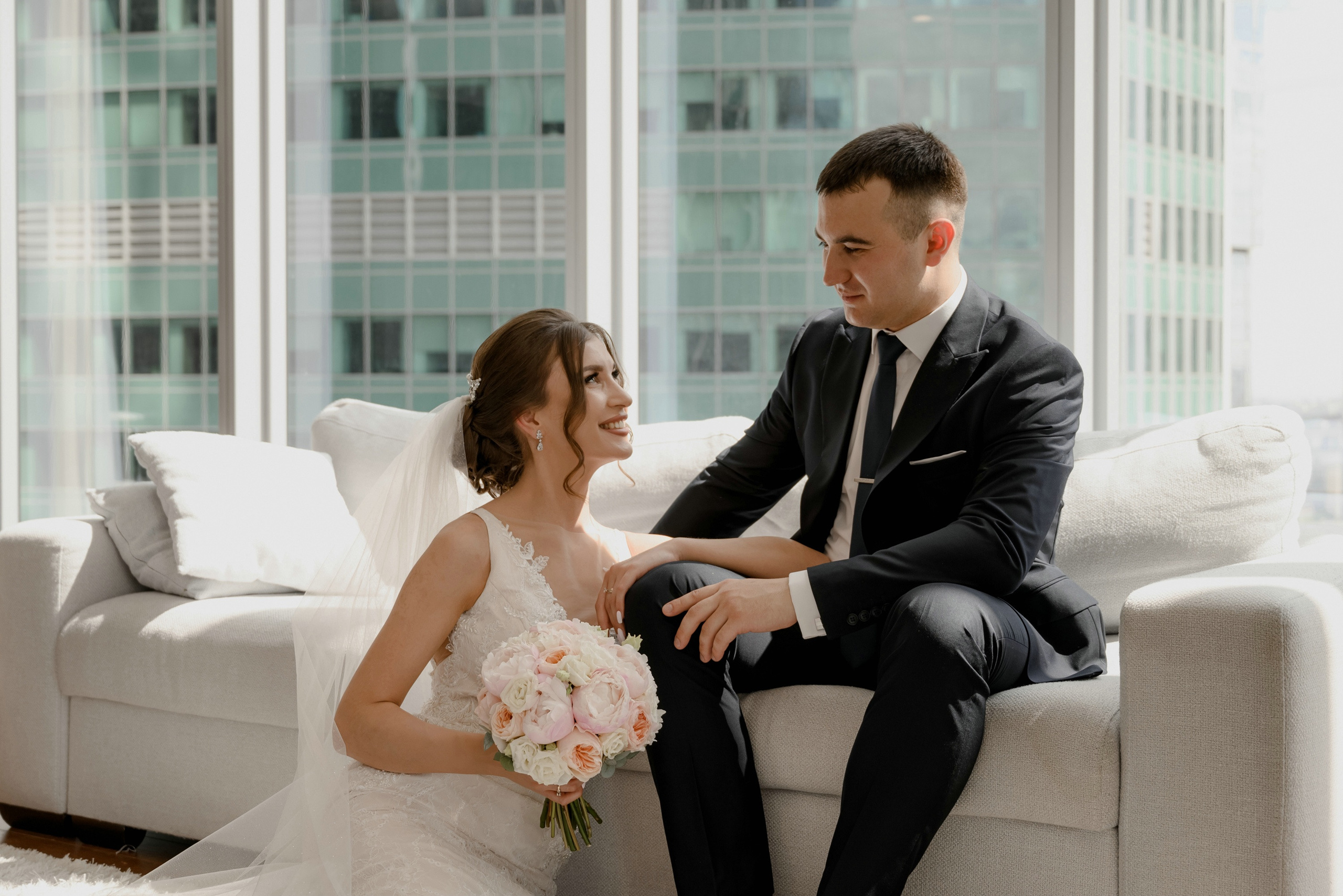 Свадебные фото в Москва Сити и роспись в ЗАГСе Барвиха. Свадебный и семейный фотограф в Москве Светлана Зоткина