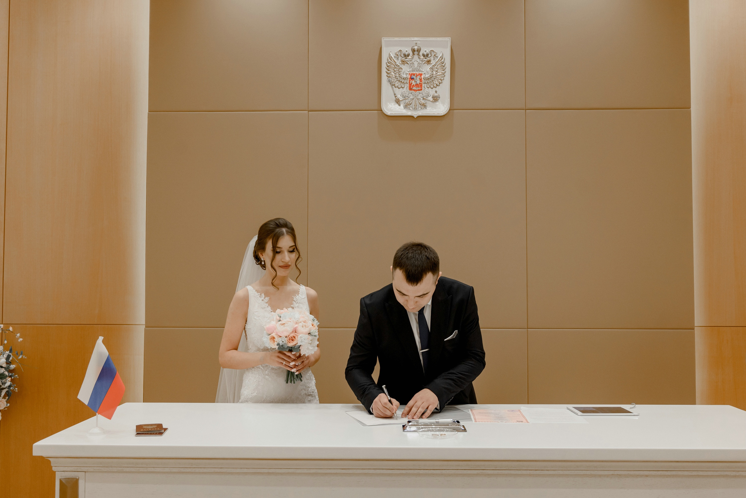 Свадебные фото в Москва Сити и роспись в ЗАГСе Барвиха. Свадебный и семейный фотограф в Москве Светлана Зоткина
