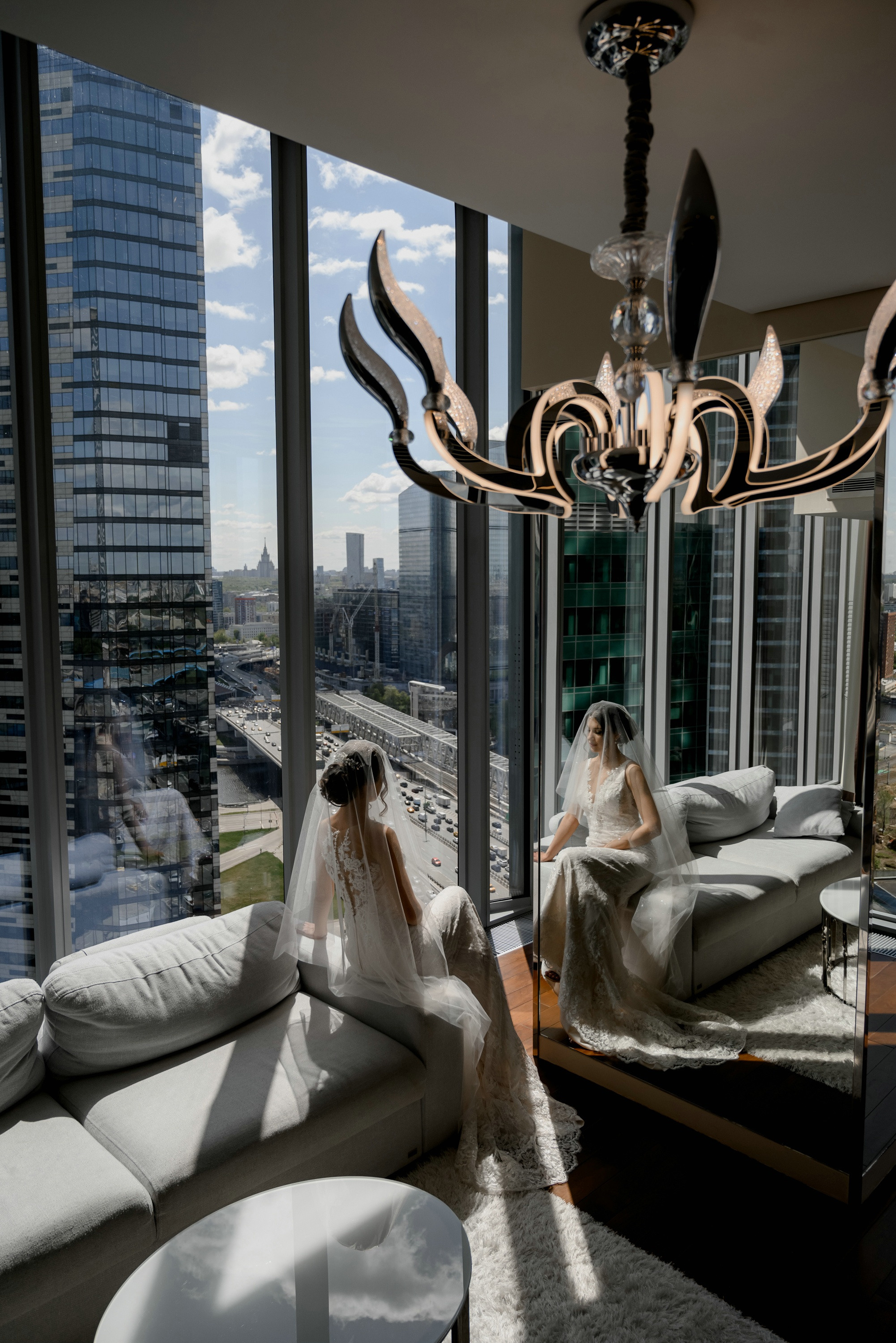 Свадебные фото в Москва Сити и роспись в ЗАГСе Барвиха. Свадебный и семейный фотограф в Москве Светлана Зоткина