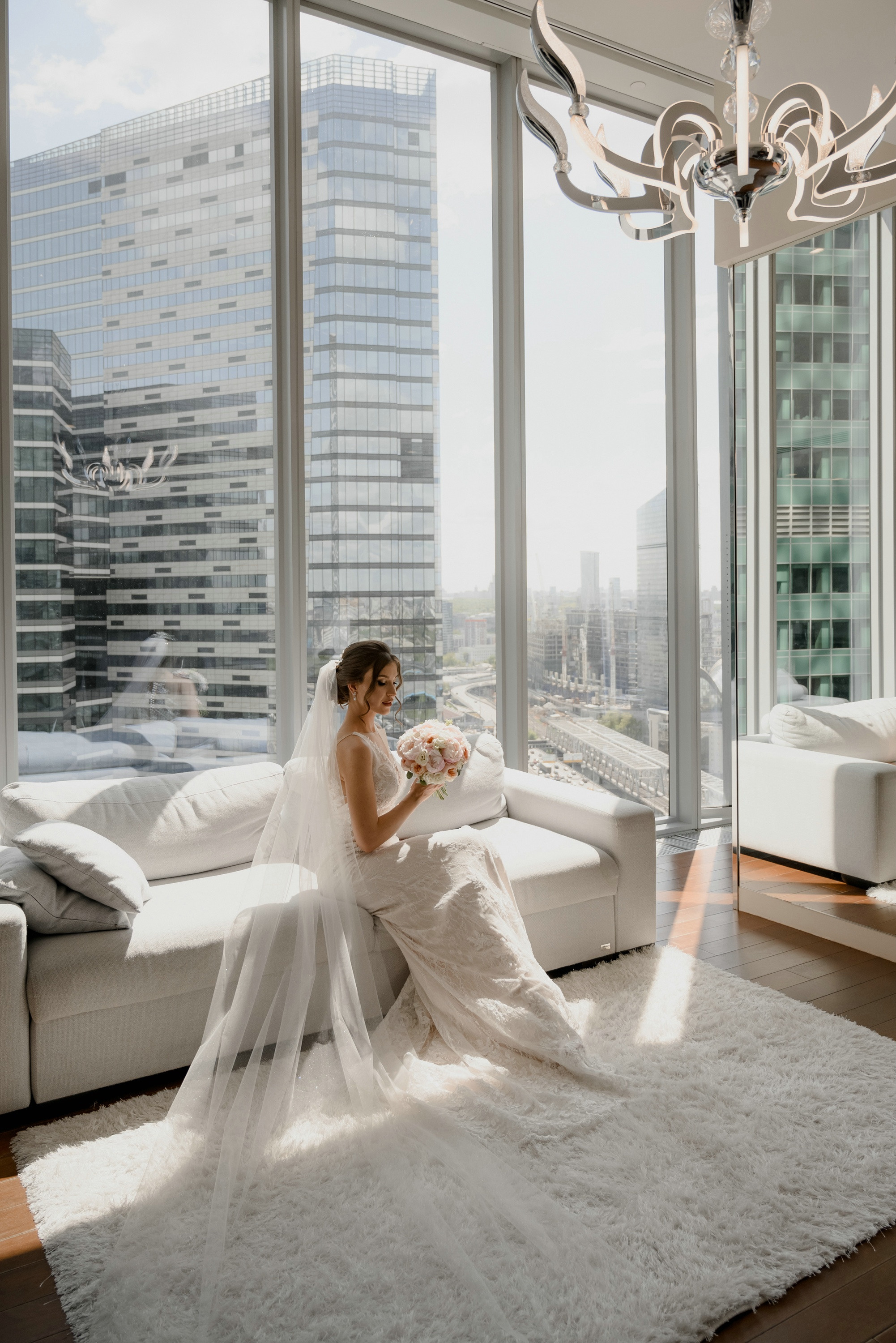 Свадебные фото в Москва Сити и роспись в ЗАГСе Барвиха. Свадебный и семейный фотограф в Москве Светлана Зоткина