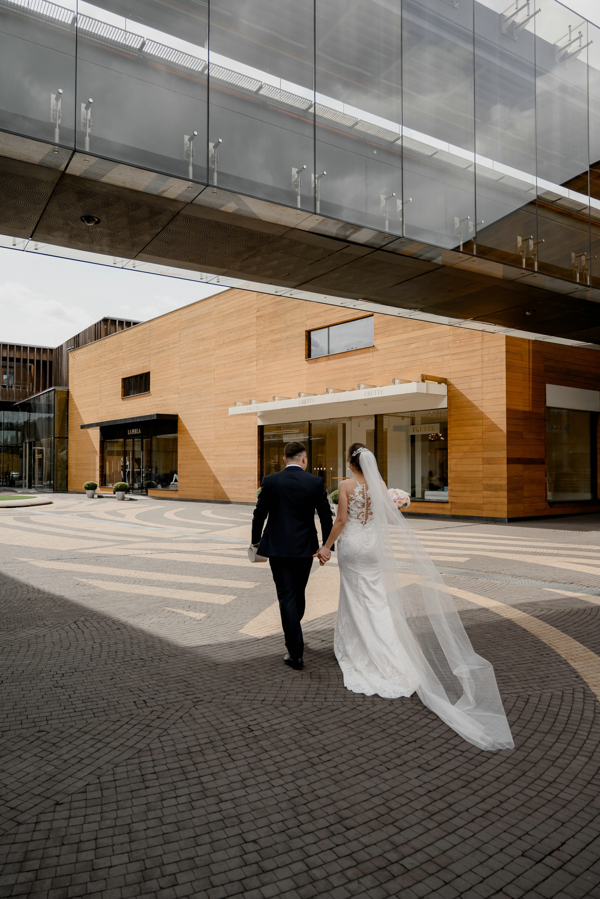 Свадебные фото в Москва Сити и роспись в ЗАГСе Барвиха. Свадебный и семейный фотограф в Москве Светлана Зоткина