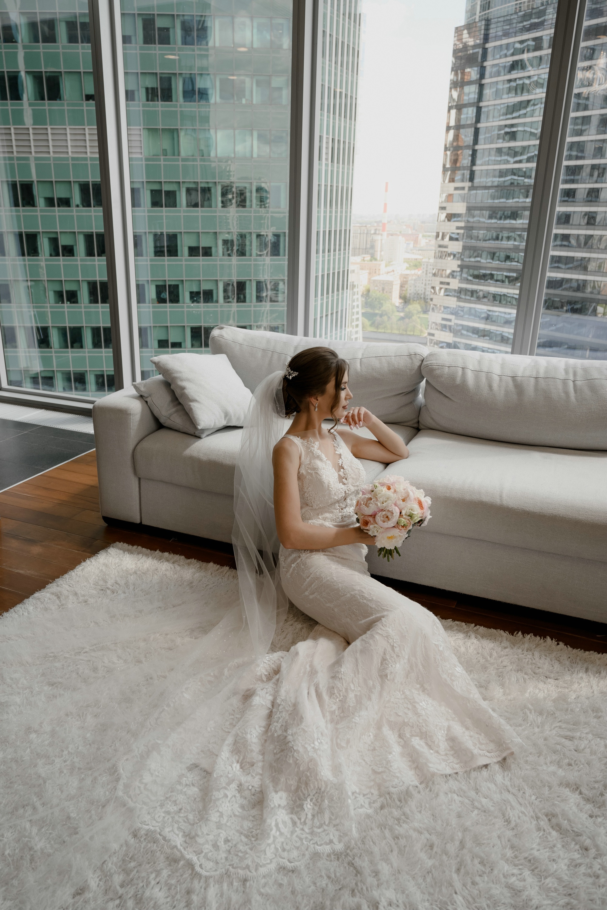 Свадебные фото в Москва Сити и роспись в ЗАГСе Барвиха. Свадебный и семейный фотограф в Москве Светлана Зоткина