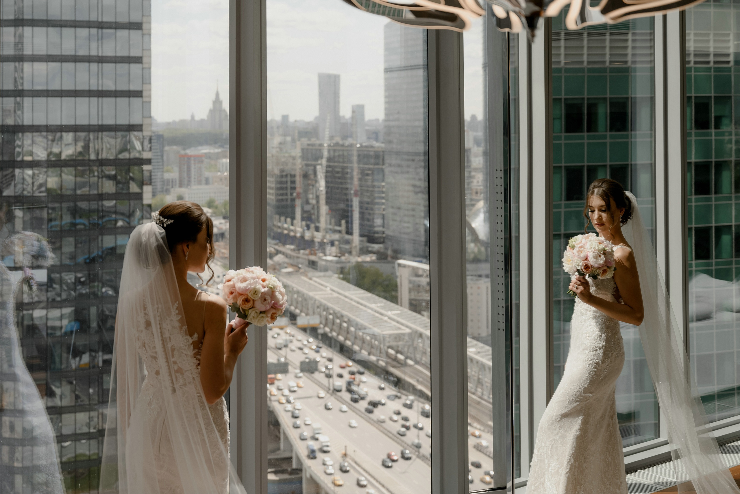 Свадебные фото в Москва Сити и роспись в ЗАГСе Барвиха. Свадебный и семейный фотограф в Москве Светлана Зоткина