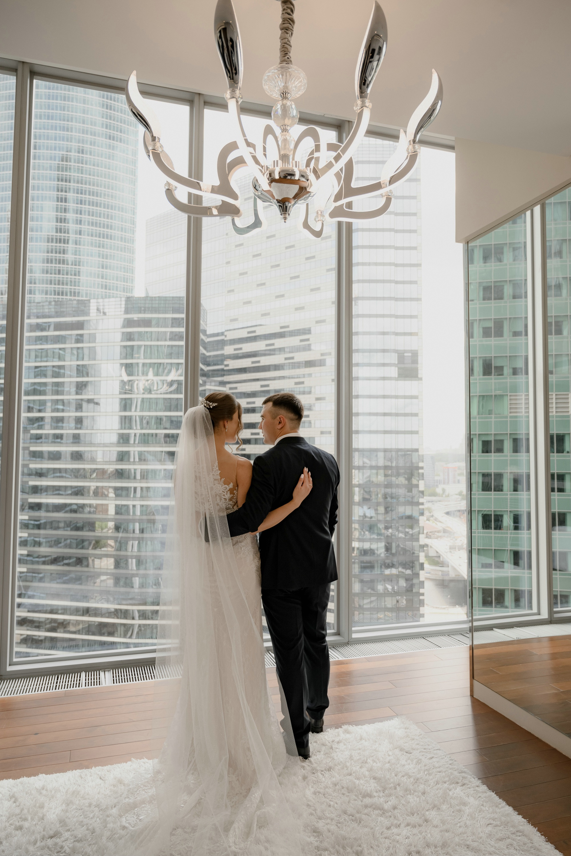 Свадебные фото в Москва Сити и роспись в ЗАГСе Барвиха. Свадебный и семейный фотограф в Москве Светлана Зоткина