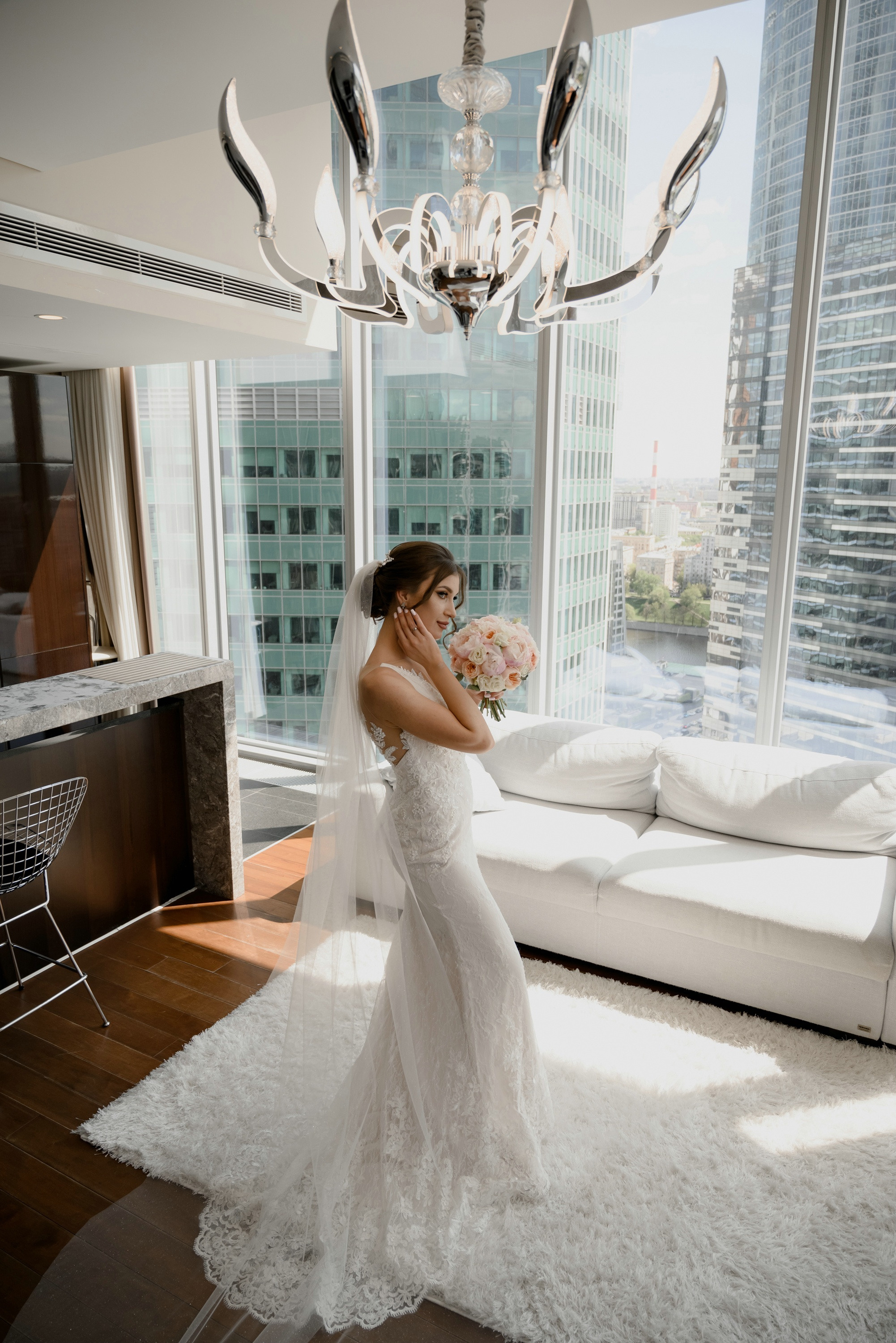 Свадебные фото в Москва Сити и роспись в ЗАГСе Барвиха. Свадебный и семейный фотограф в Москве Светлана Зоткина