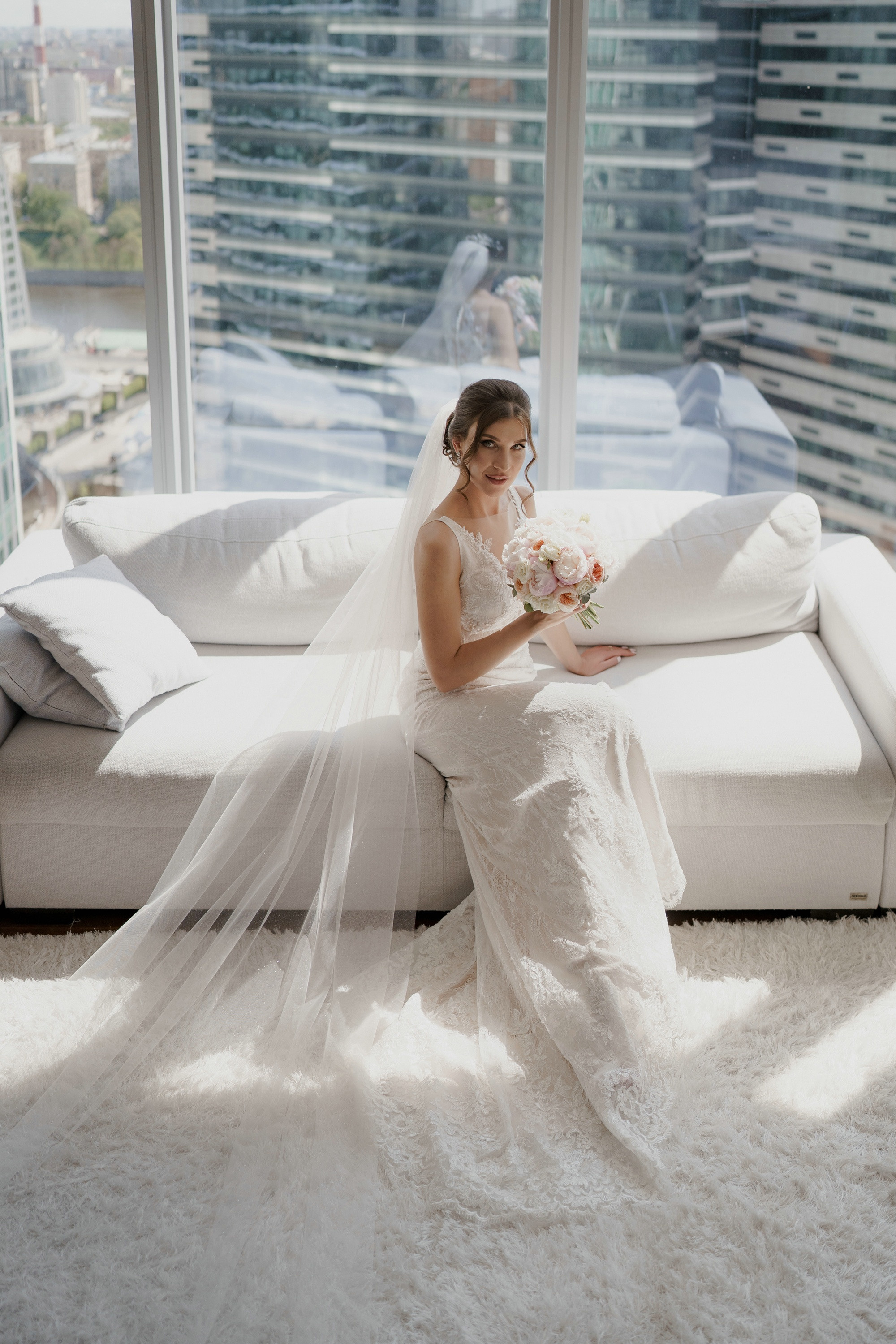 Свадебные фото в Москва Сити и роспись в ЗАГСе Барвиха. Свадебный и семейный фотограф в Москве Светлана Зоткина