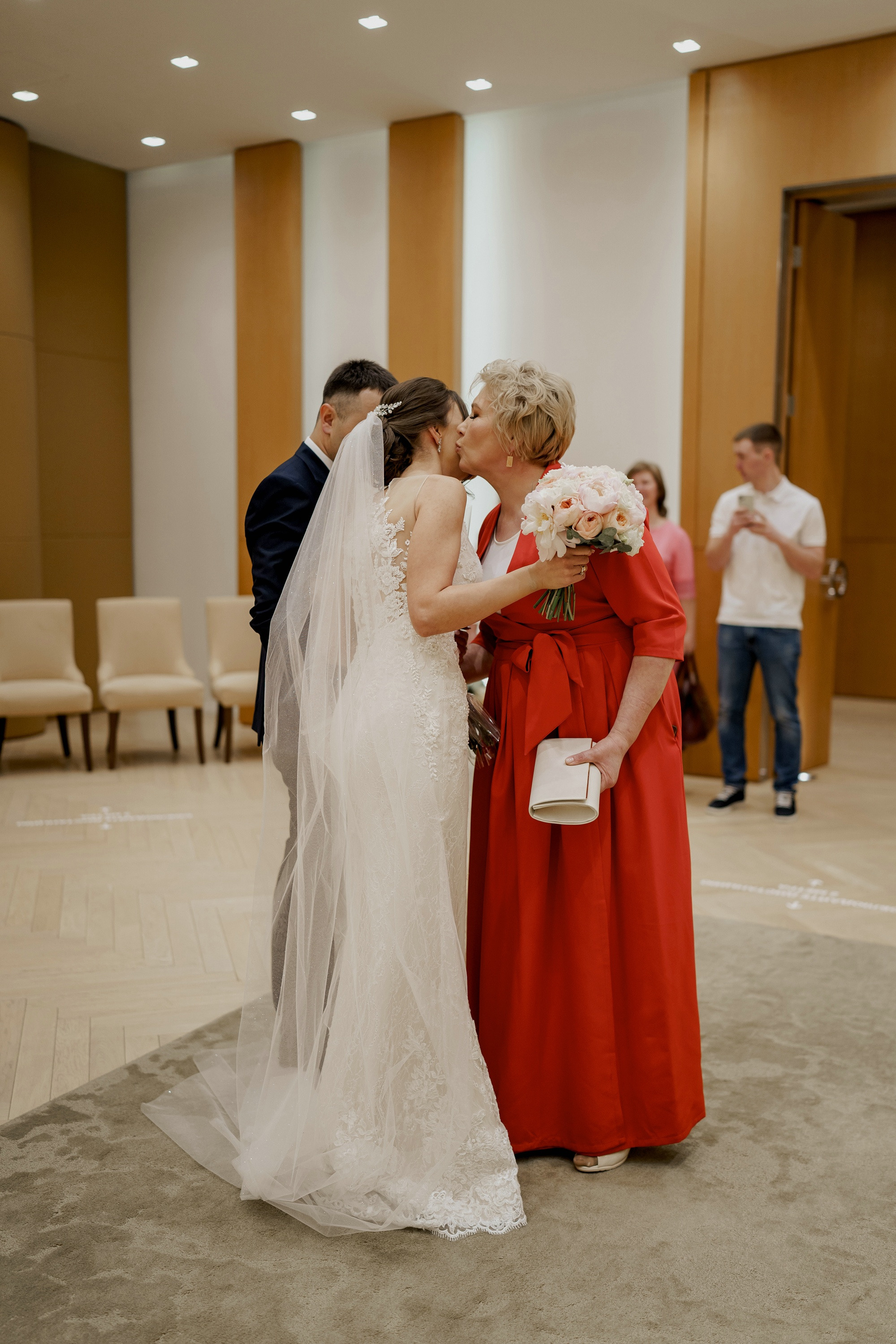 Свадебные фото в Москва Сити и роспись в ЗАГСе Барвиха. Свадебный и семейный фотограф в Москве Светлана Зоткина