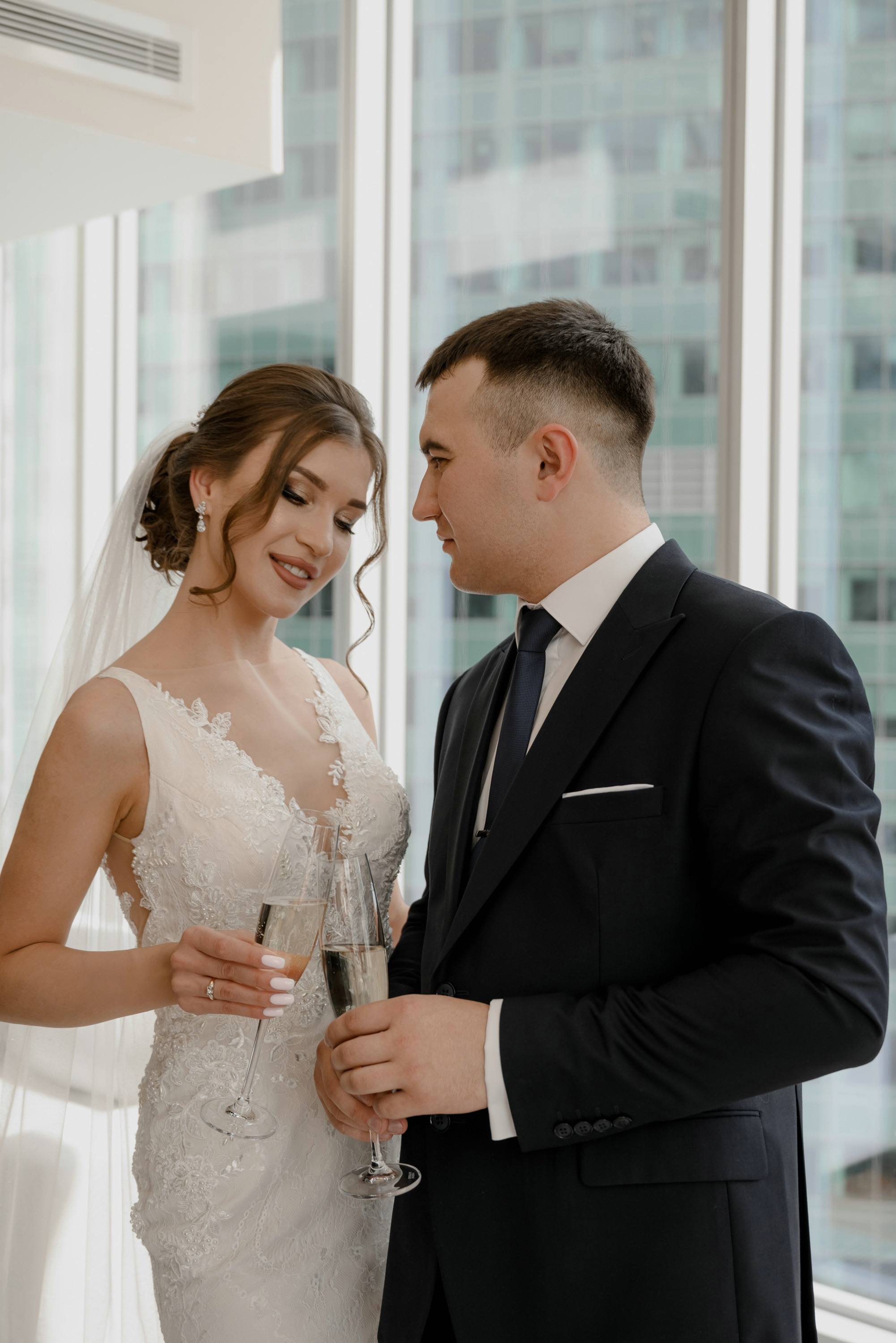 Свадебные фото в Москва Сити и роспись в ЗАГСе Барвиха. Свадебный и семейный фотограф в Москве Светлана Зоткина