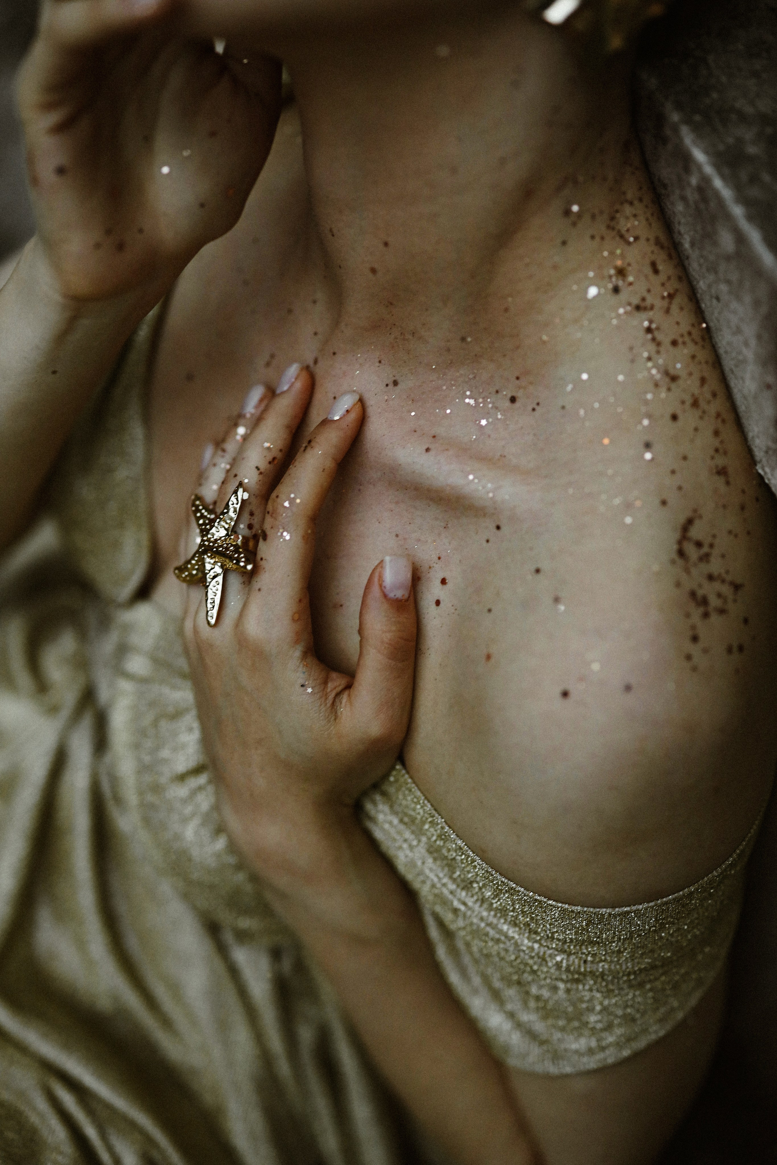 Фотосессия в заброшенном здании для Софии, Сухум, Абхазия. Свадебный и семейный фотограф в Абхазии Жанна Соснина