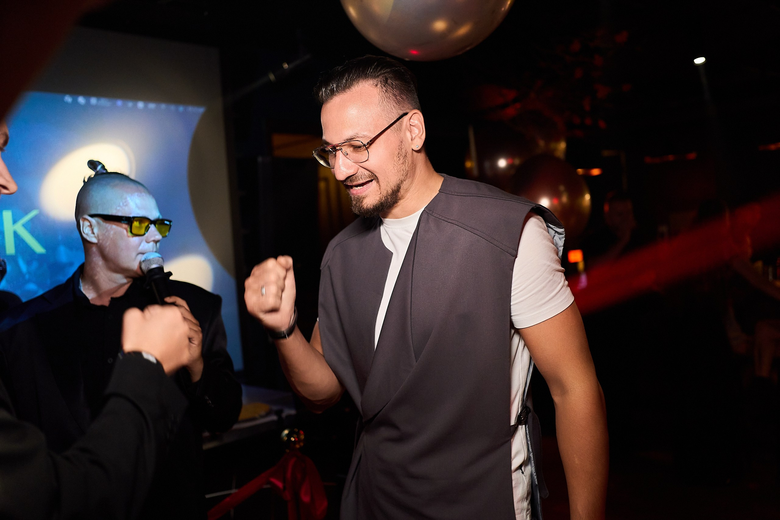 Black silk. Главная