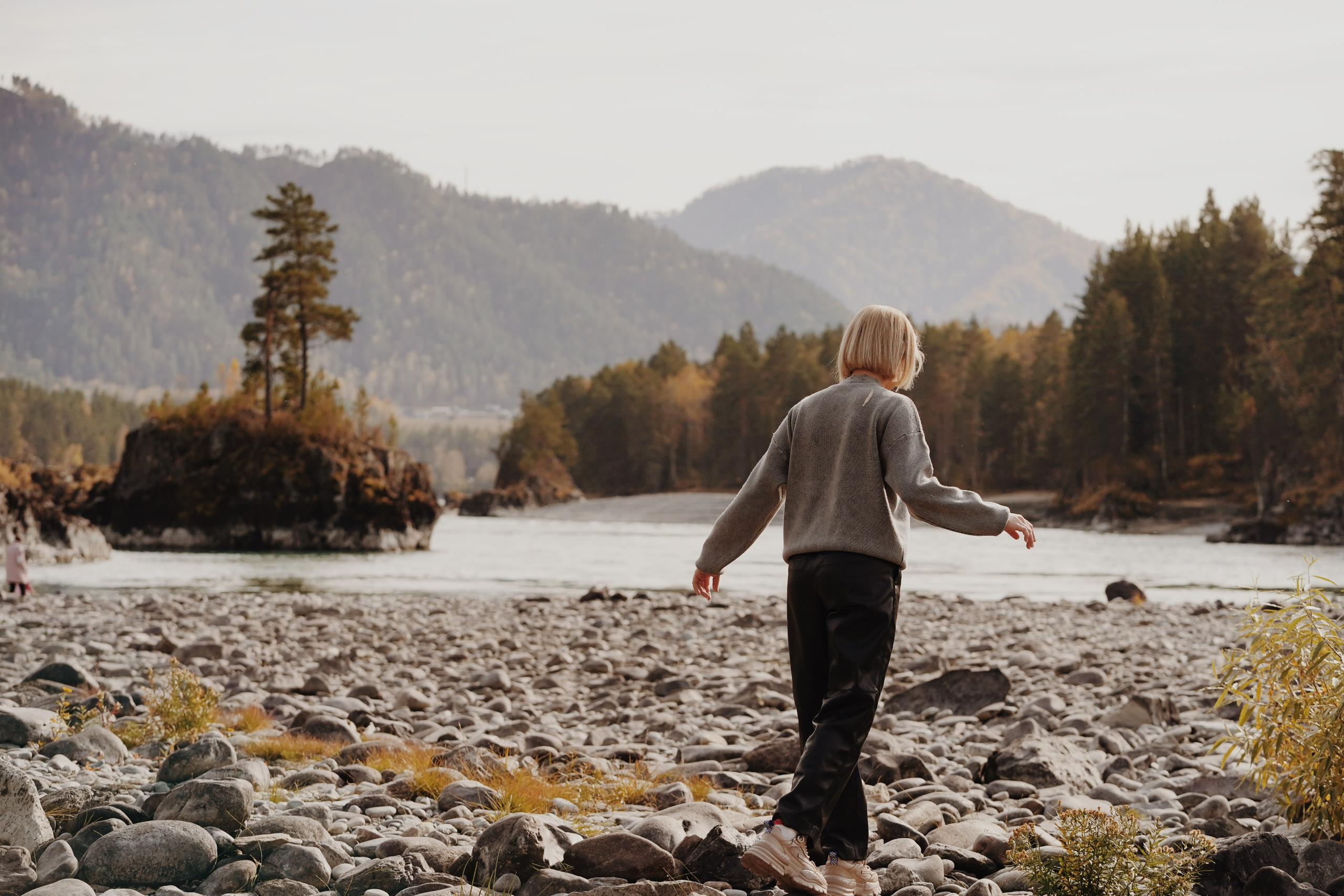 Межсезонье в Саду Пионов. Выездной фотограф-видеограф в Республике Алтай Солоны Куюкова