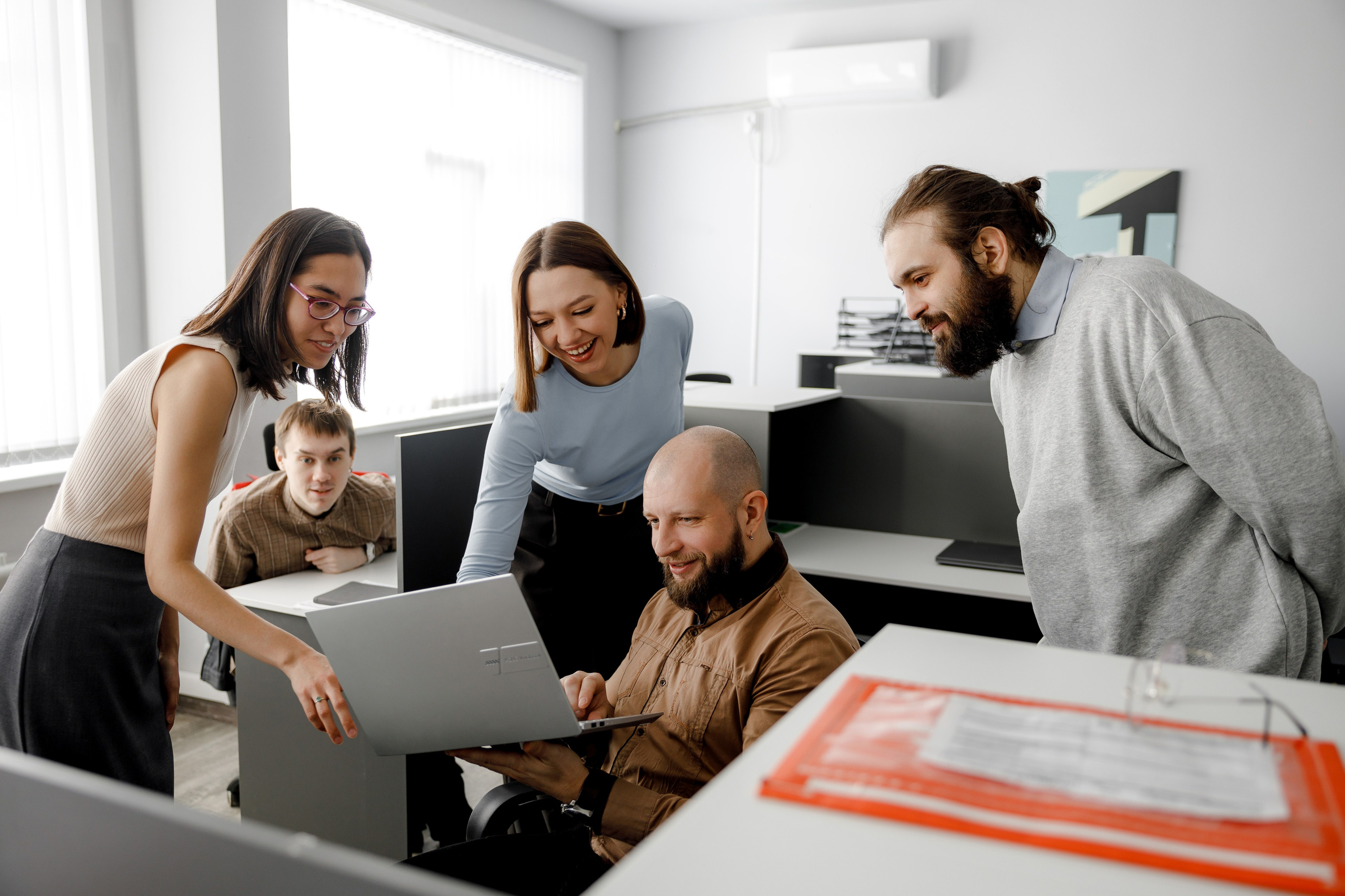 Автомобильный завод «Allur». Свадебный фотограф Костанай/Астана