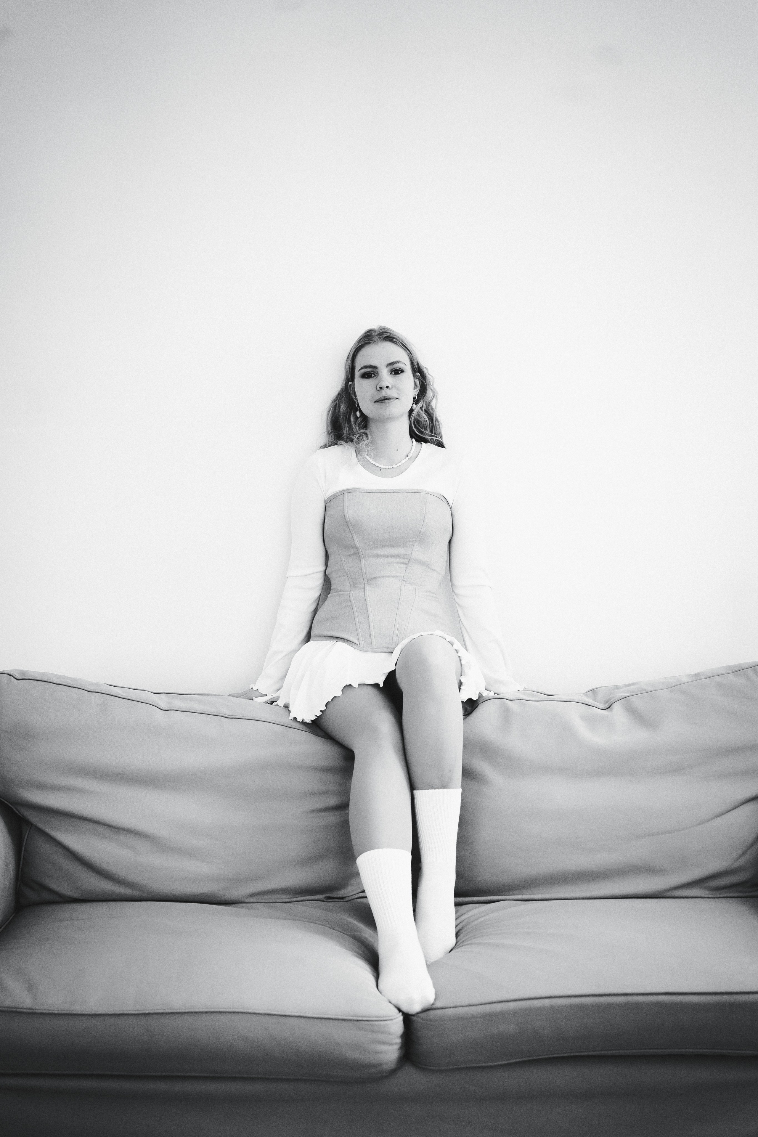 Полина. Главная