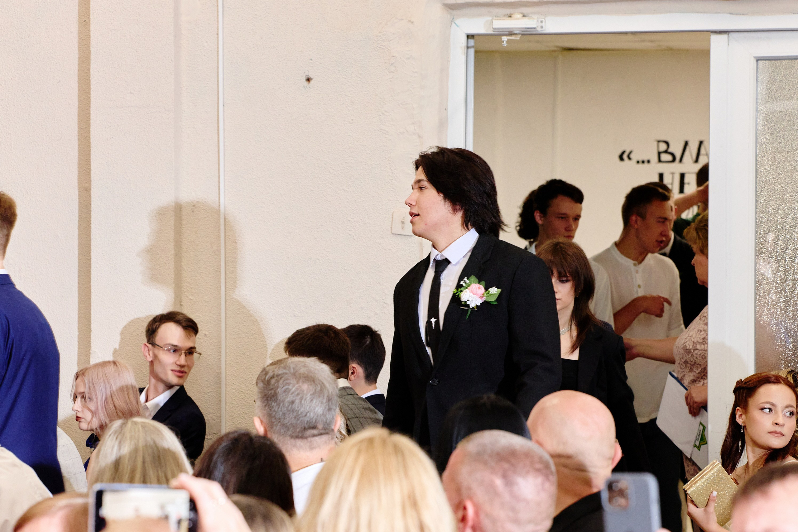 Выпускной 35 Сош. Фотограф Выпускные альбомы Таганрог Сергей Коробченко