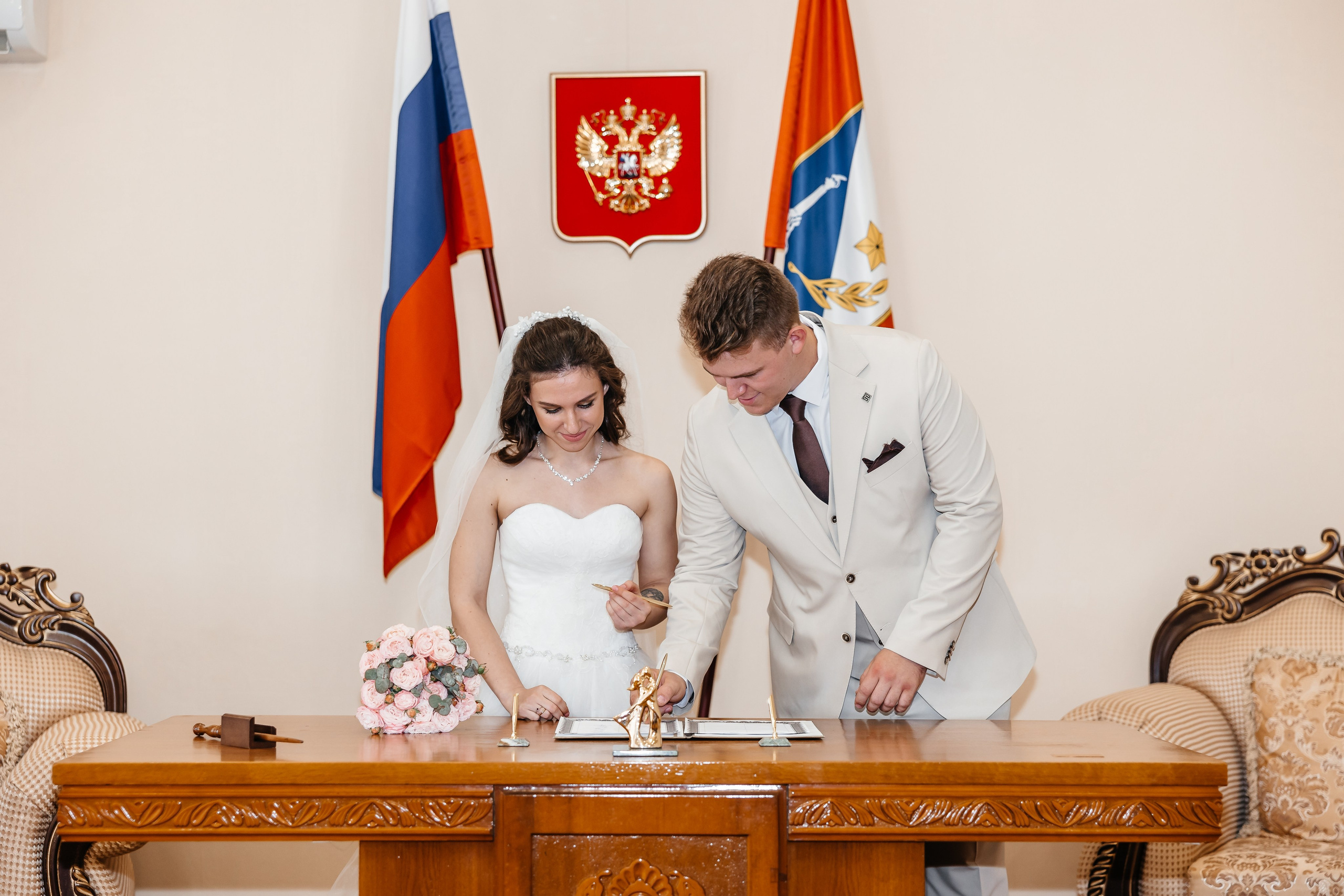 Сакура в Японском саду. Анонс свадьбы для Никиты и Марины. Свадебный фотограф в Крыму и Севастополе Ольга Баскакова