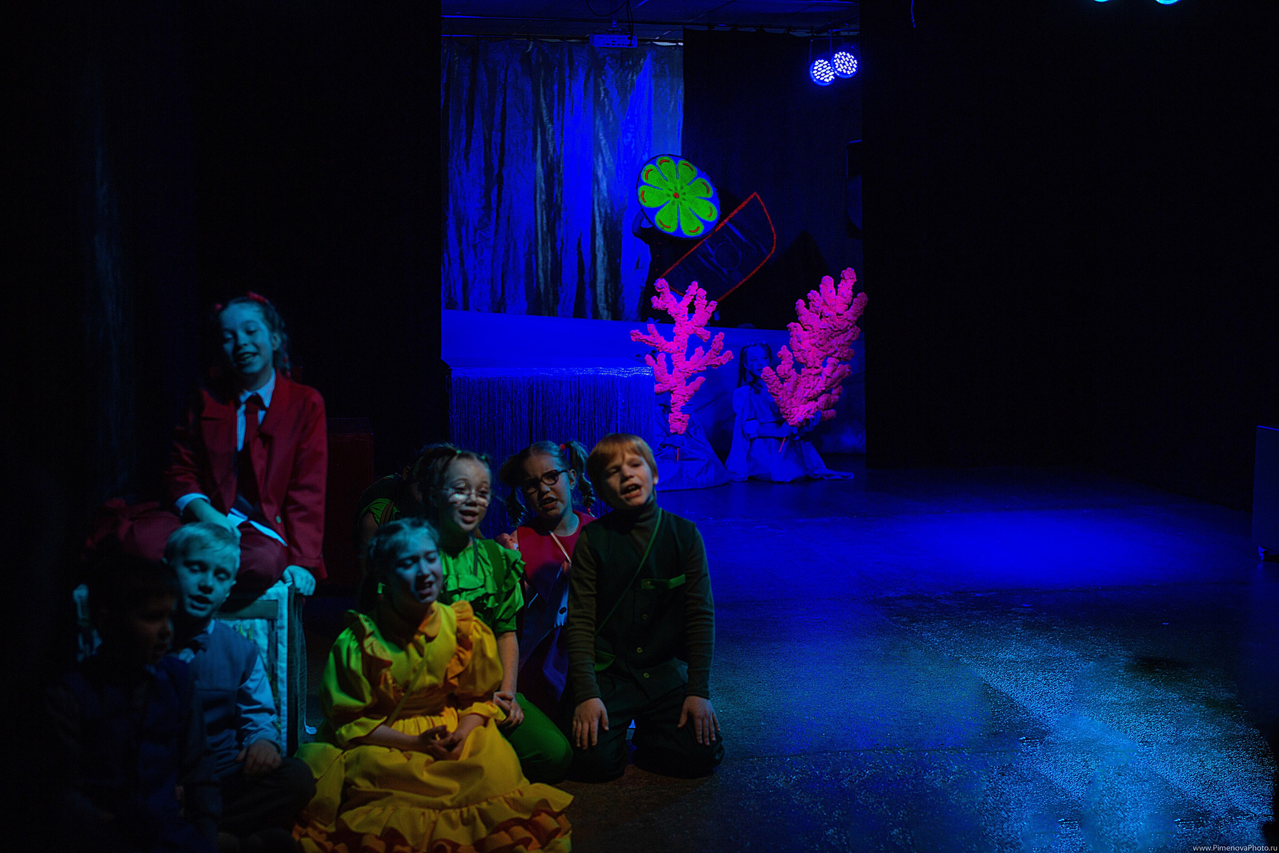 Карандаши «Театрум» ДТЦ, февраль. Семейный и детский фотограф в Петрозаводске