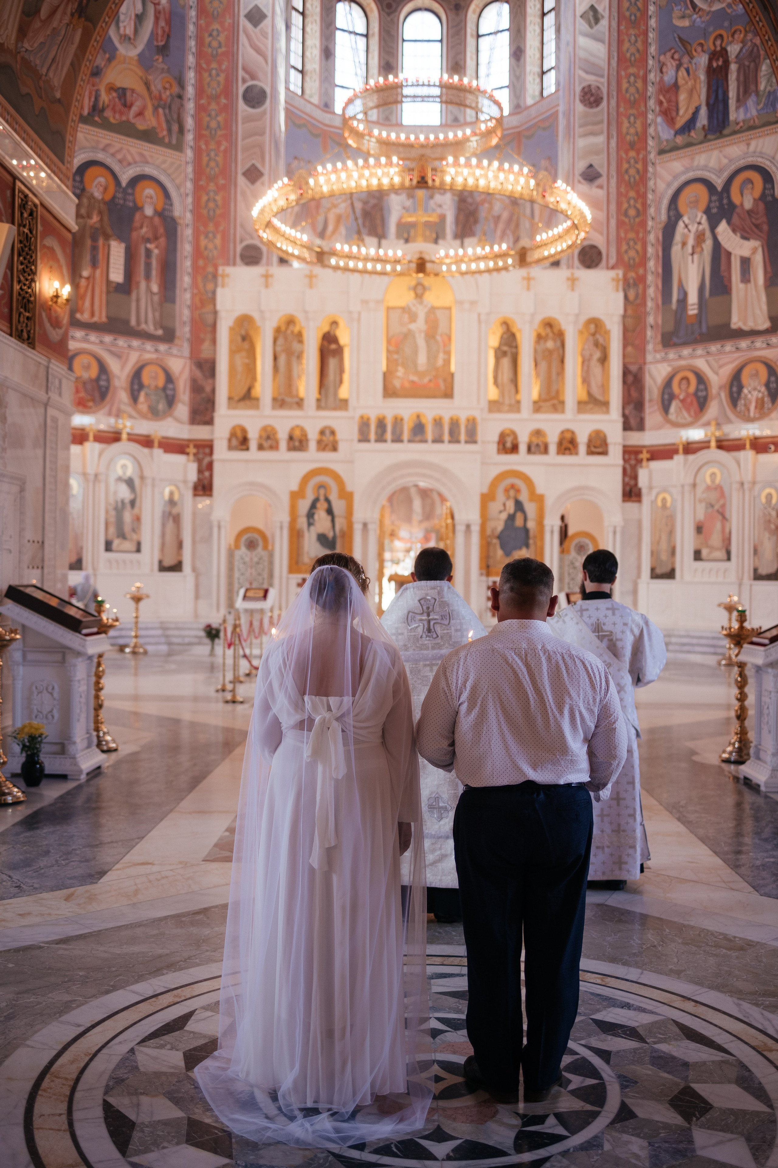 Венчание Храм Невского. Фотограф Крохин Олег