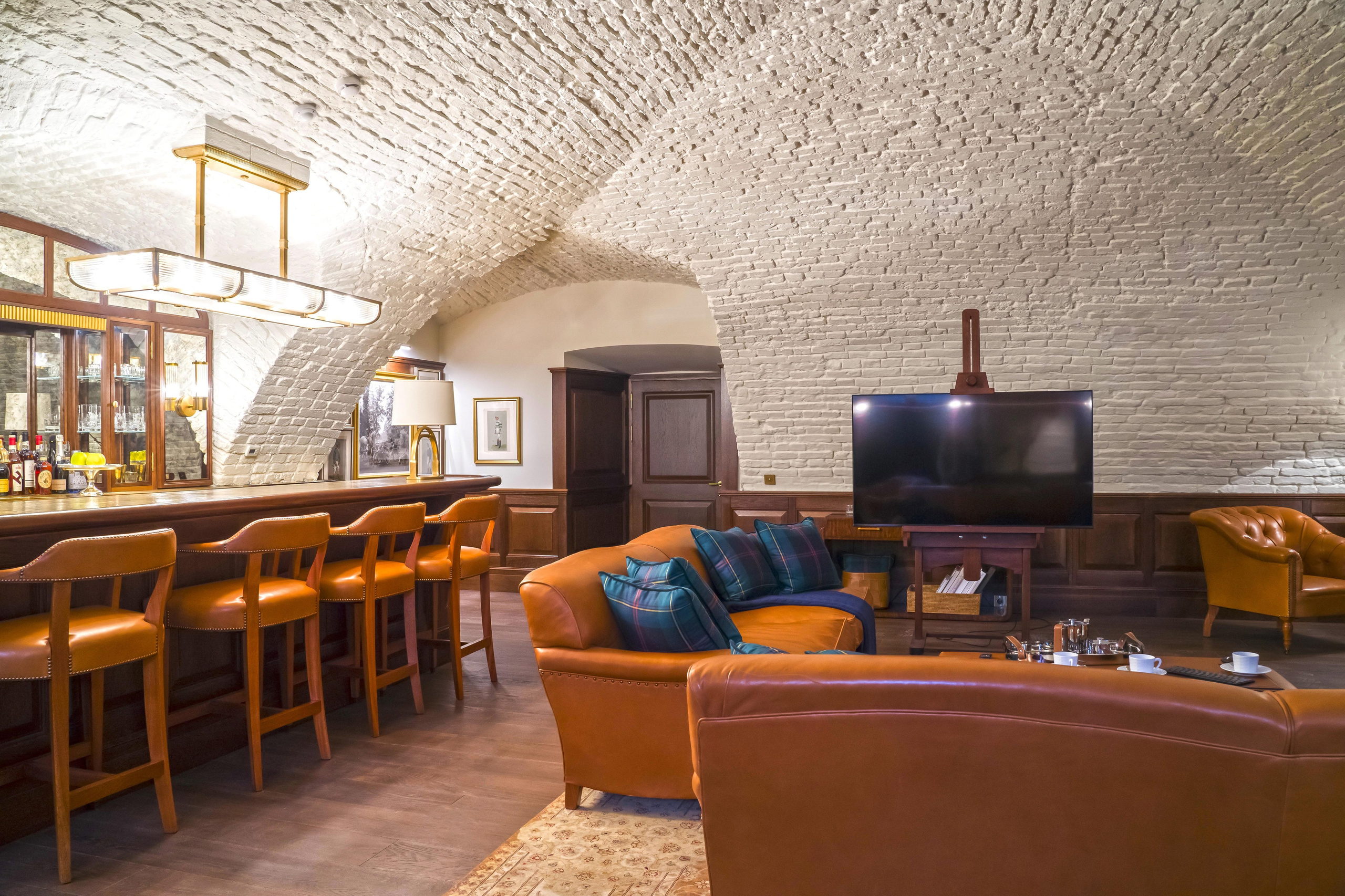 Интерьер бара ресторана. Фотограф в Санкт-Петербурге. Репортажная и все съёмки для бизнеса