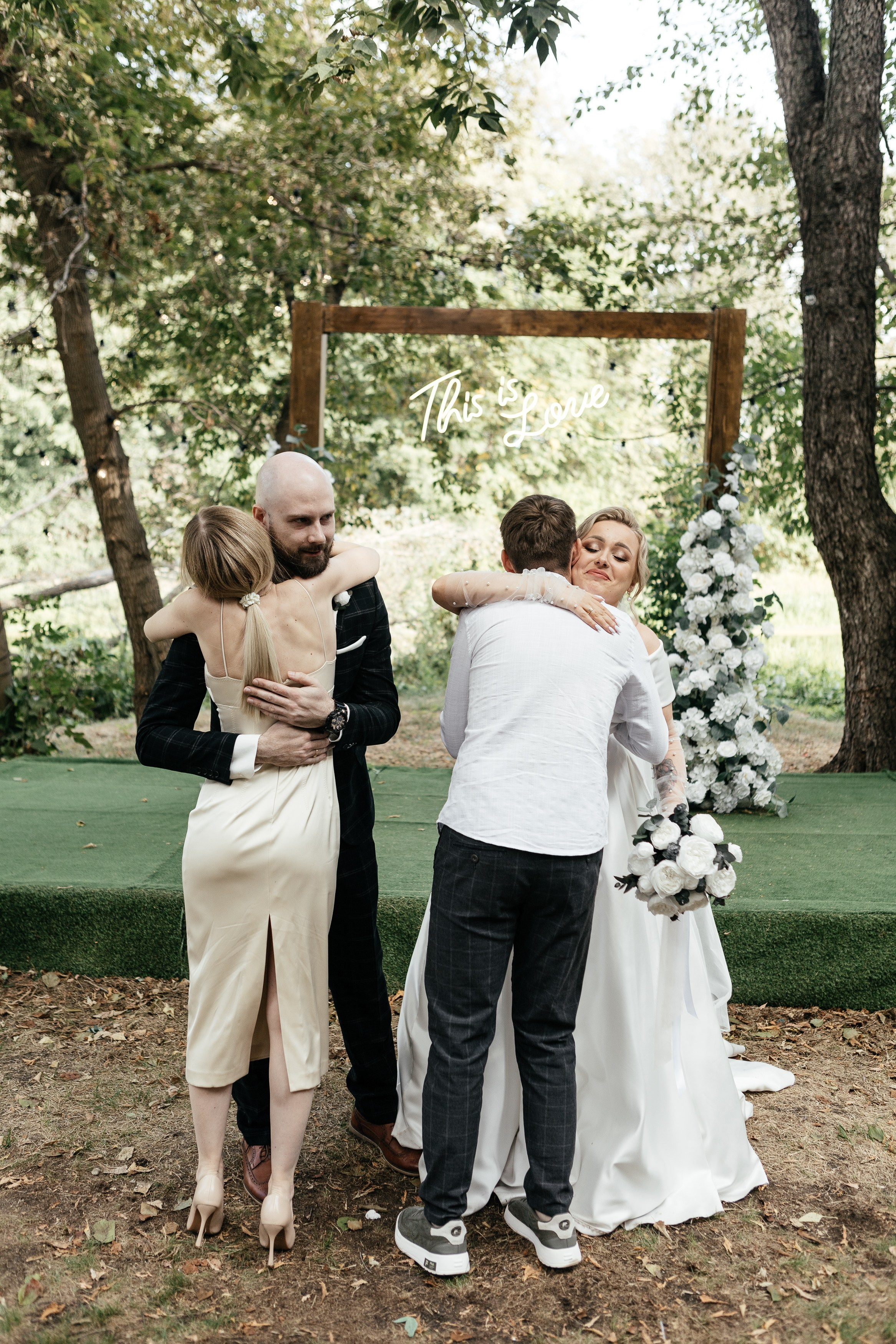 Свадебный фотограф Уфа — Руслан ГабдлисламовЖивые эмоции, красивые кадры, воспоминания на всю жизнь.Работаю по всей Республике Башкортоста. Свадебный фотограф Уфа Руслан Габдлисламов