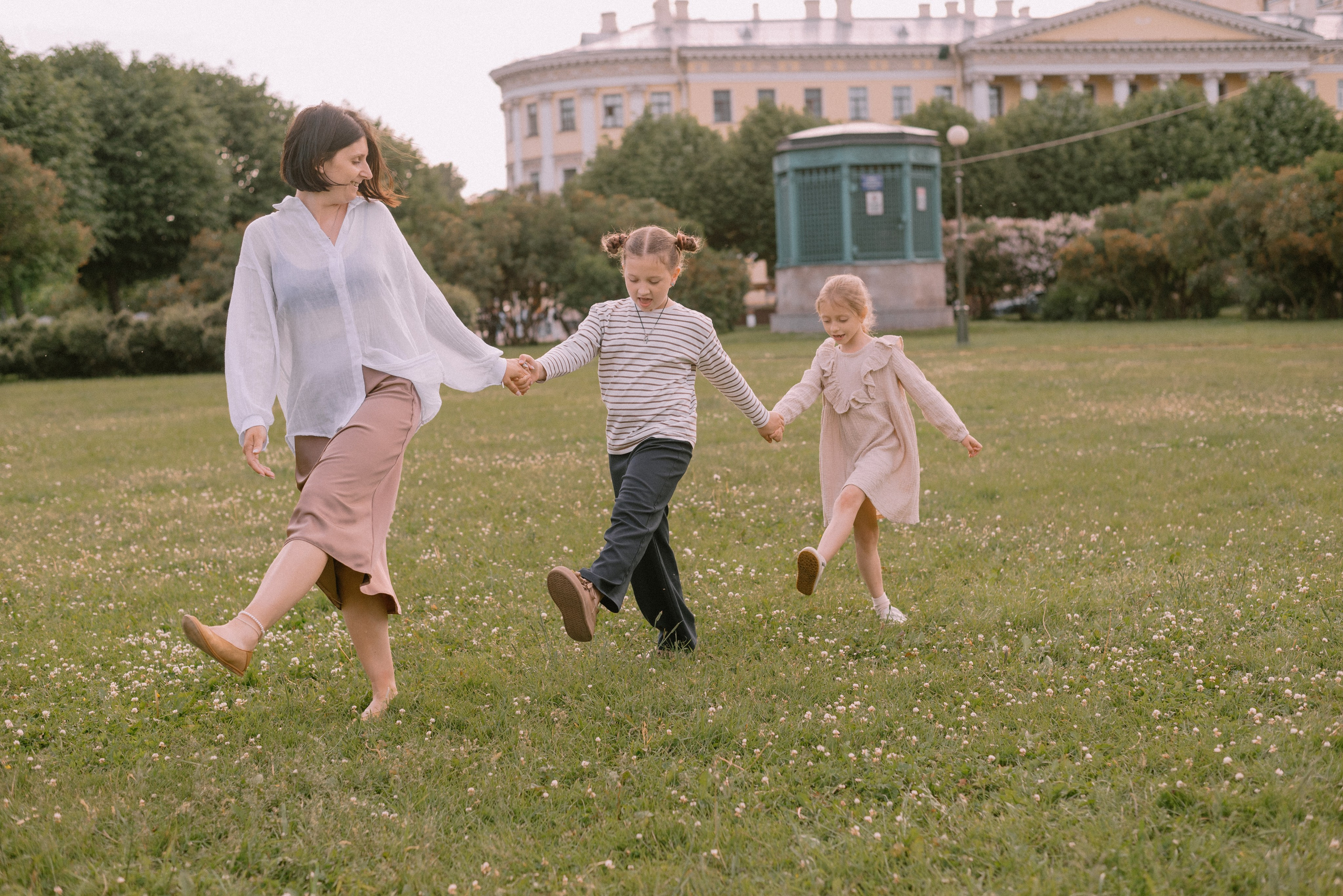 Таня, Ева и Мия. Юля Федоровская. Свадебный и семейный фотограф в Москве
