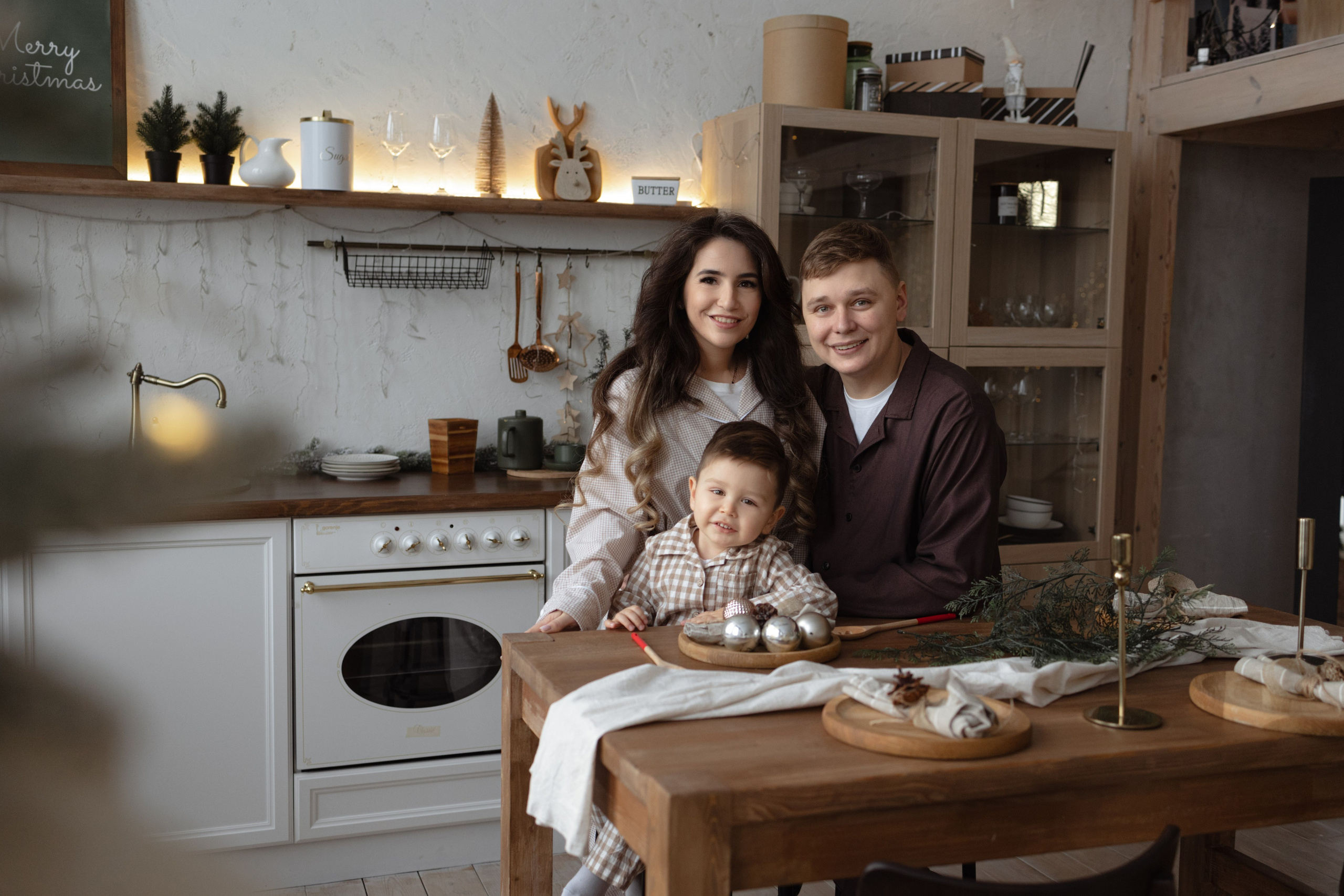 Новогодняя съемка в Историях (Большой зал). Фотограф беременности и новорожденных в Красноярске Вета Ланская