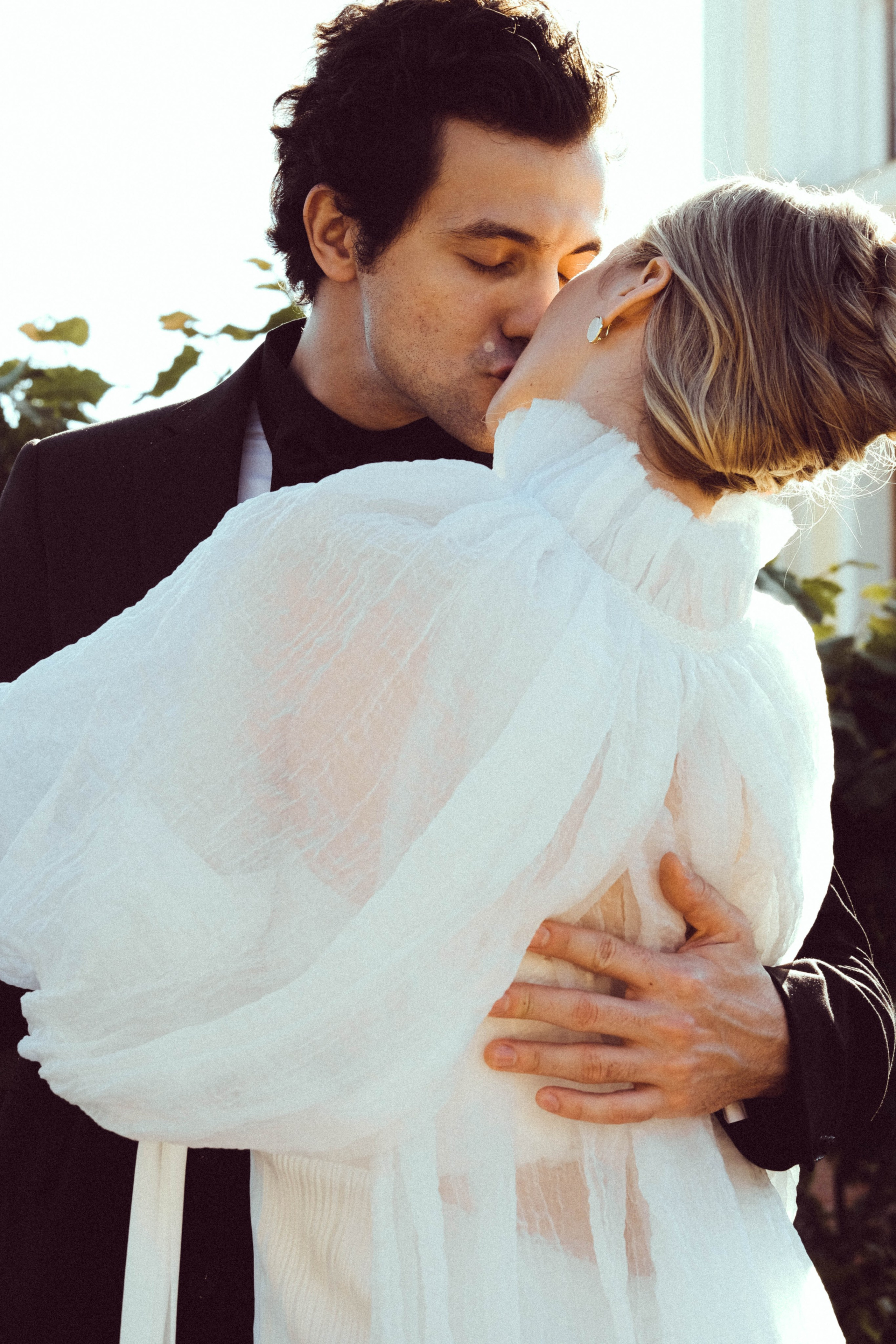 СВАДЕБНАЯ СЬЕМКА В ПАРКЕ ОРАНИЕНБАУМ. Профессиональный фотограф, Санкт-Петербург — Виктория Богомолова