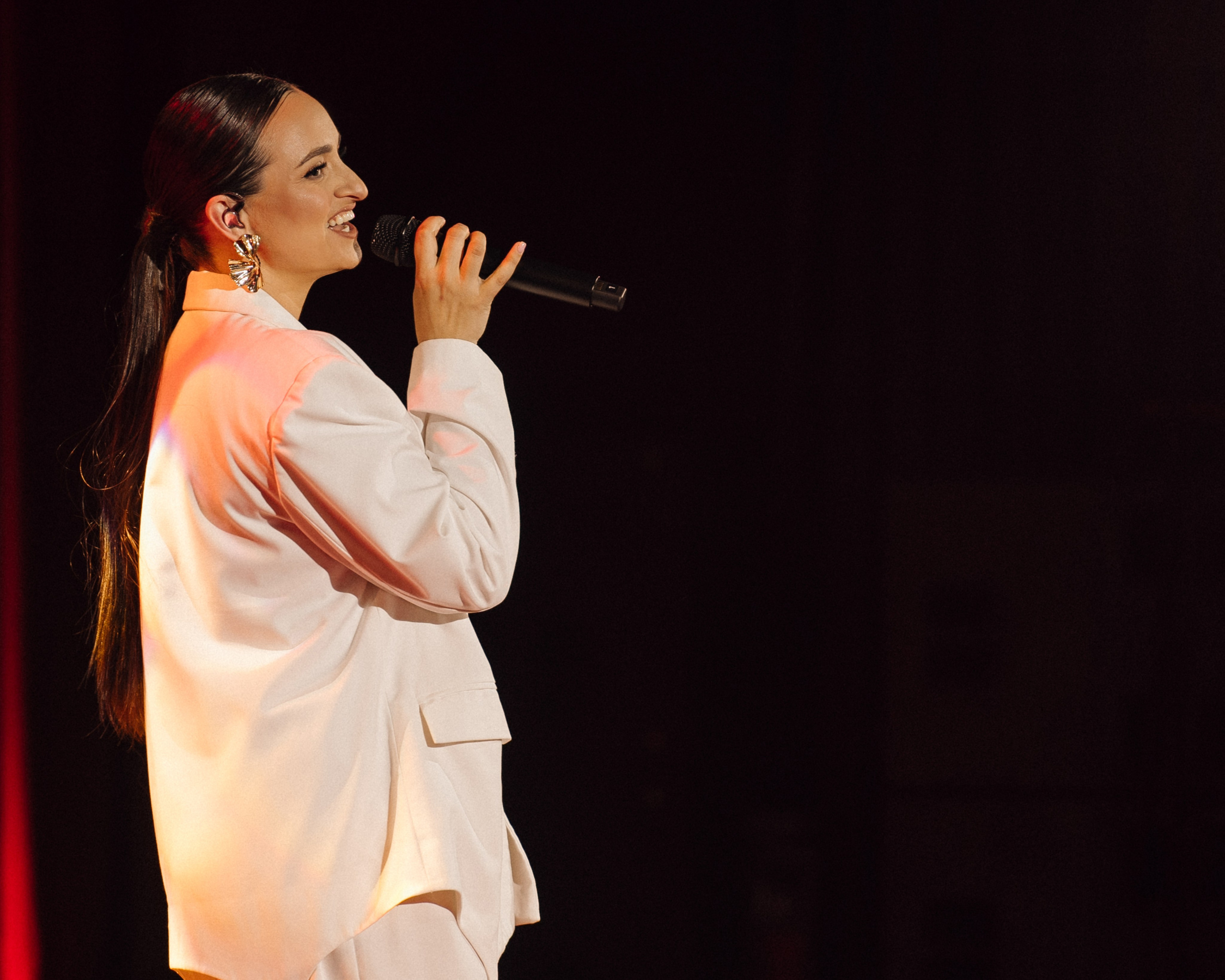 Концерт «ТИТРЫ»: Рита Ричи и оркестр Ильи Филиппова 15.02.25. Свадебный фотограф в Краснодаре и Сочи Винидиктова Екатерина