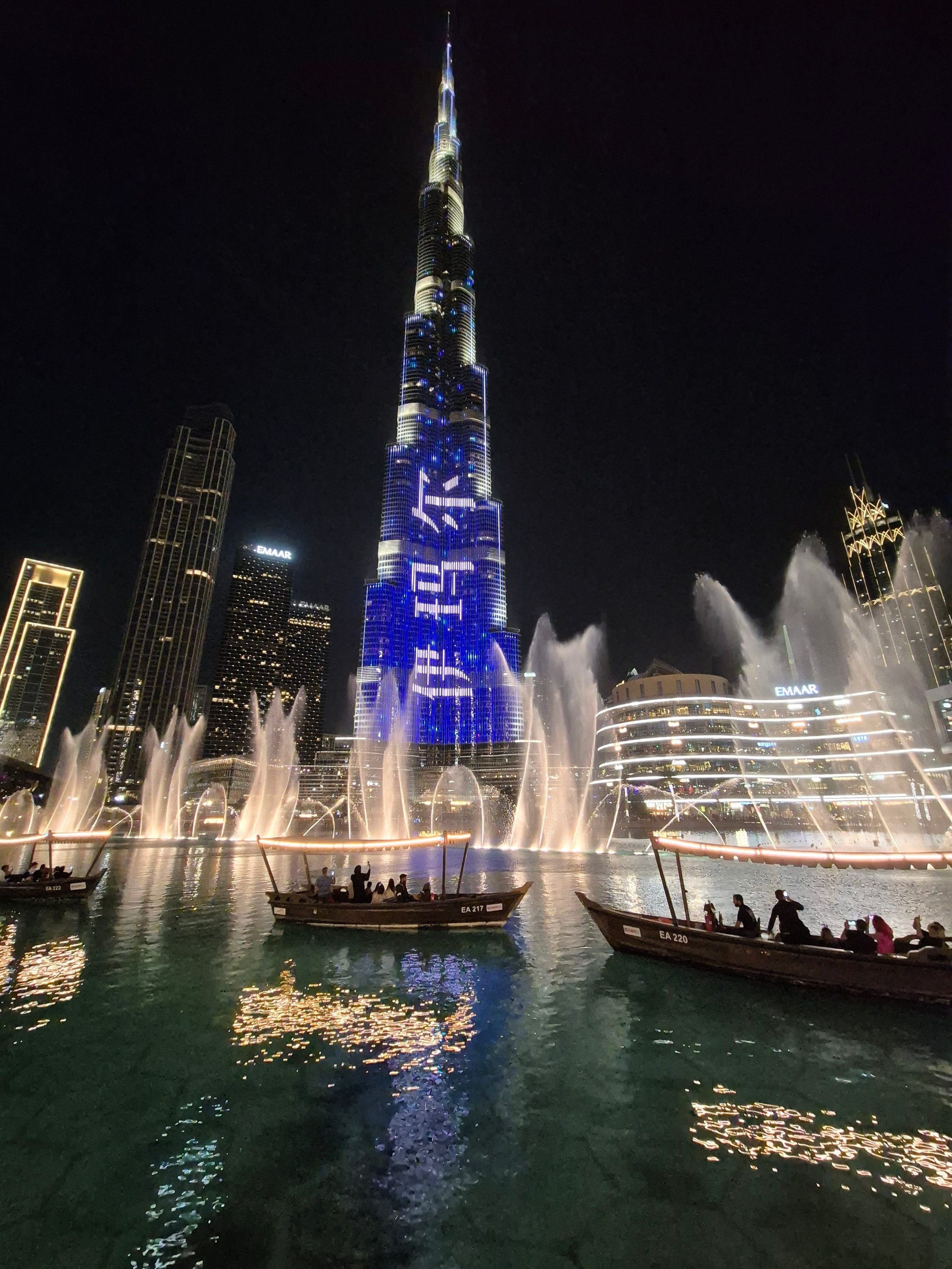 Масштаб схожий