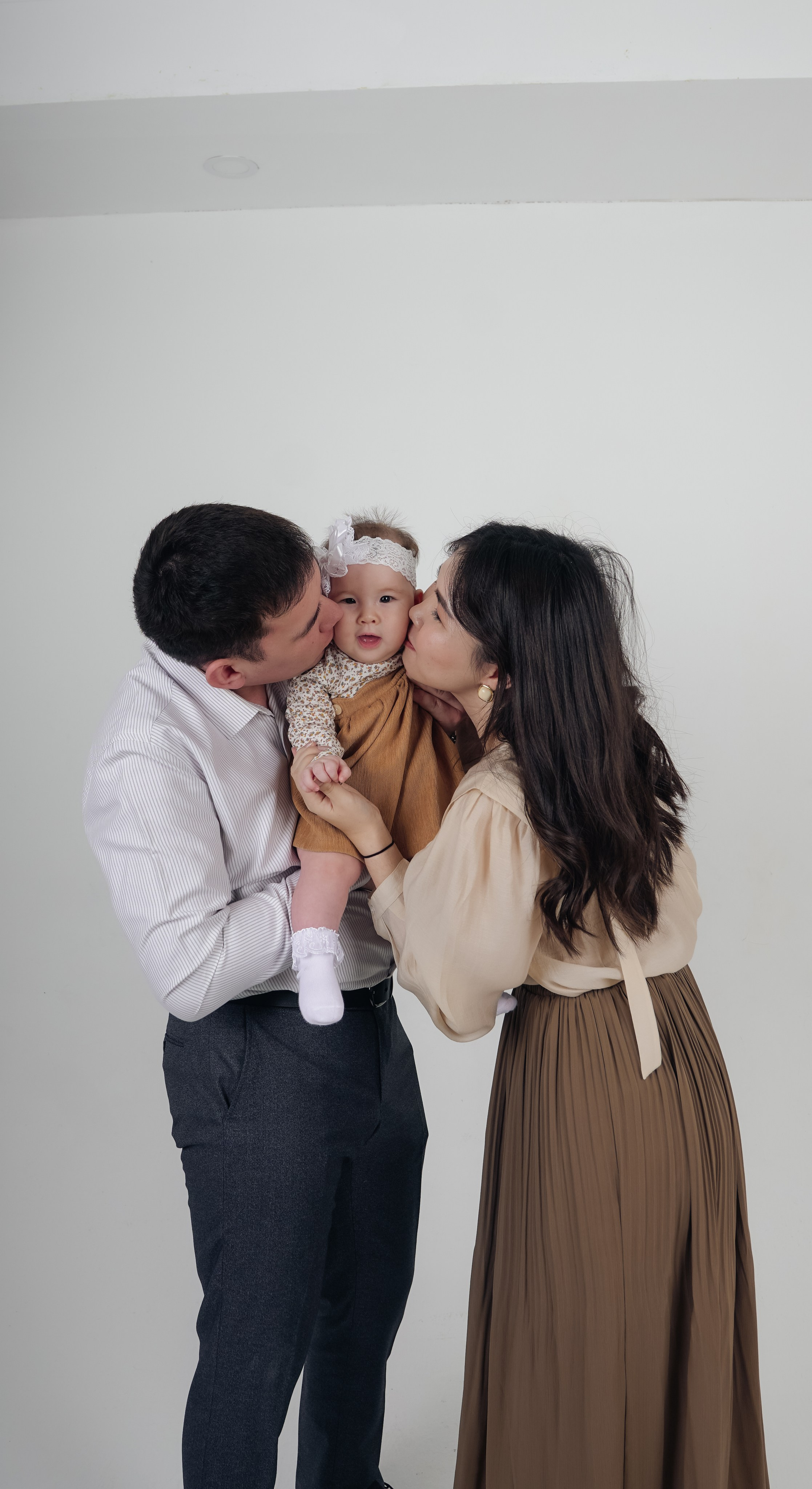 Family story. Уличный и студийный фотограф в Астане Ержанов Нурасыл