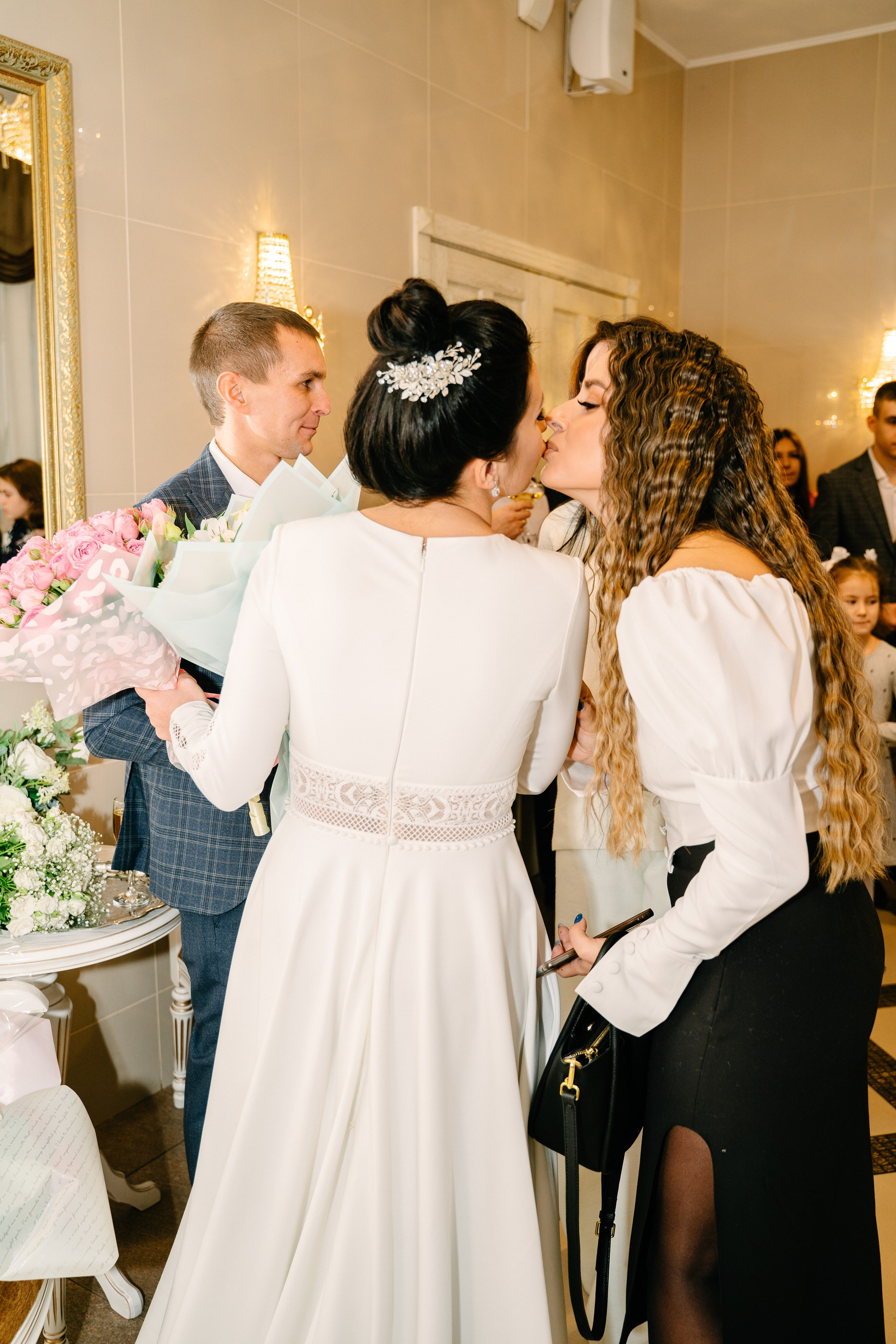 Денис и Алена. Свадебный фотограф Юлия Копылова