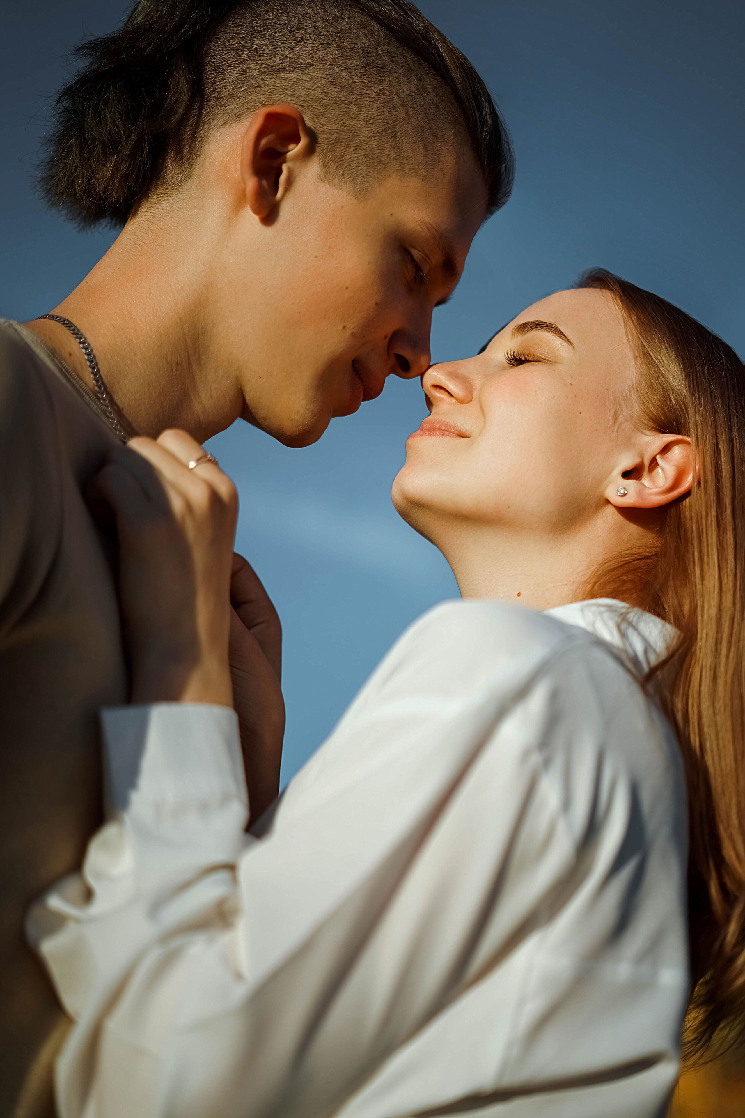 Настя и Денис (предложение на выездной фотосессии за городом). Фотограф в Иркутске