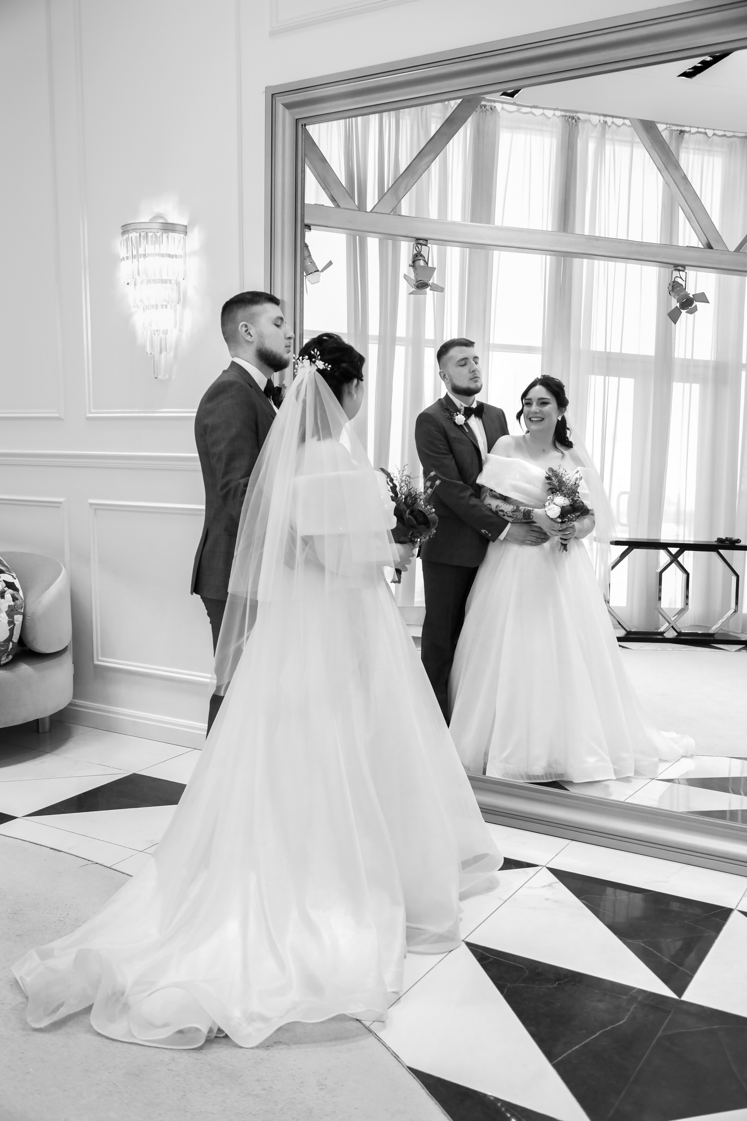 Данила и Арина ~ Крокус Vegas. Семейный и свадебный фотограф в Москве Татьяна Седлецкая