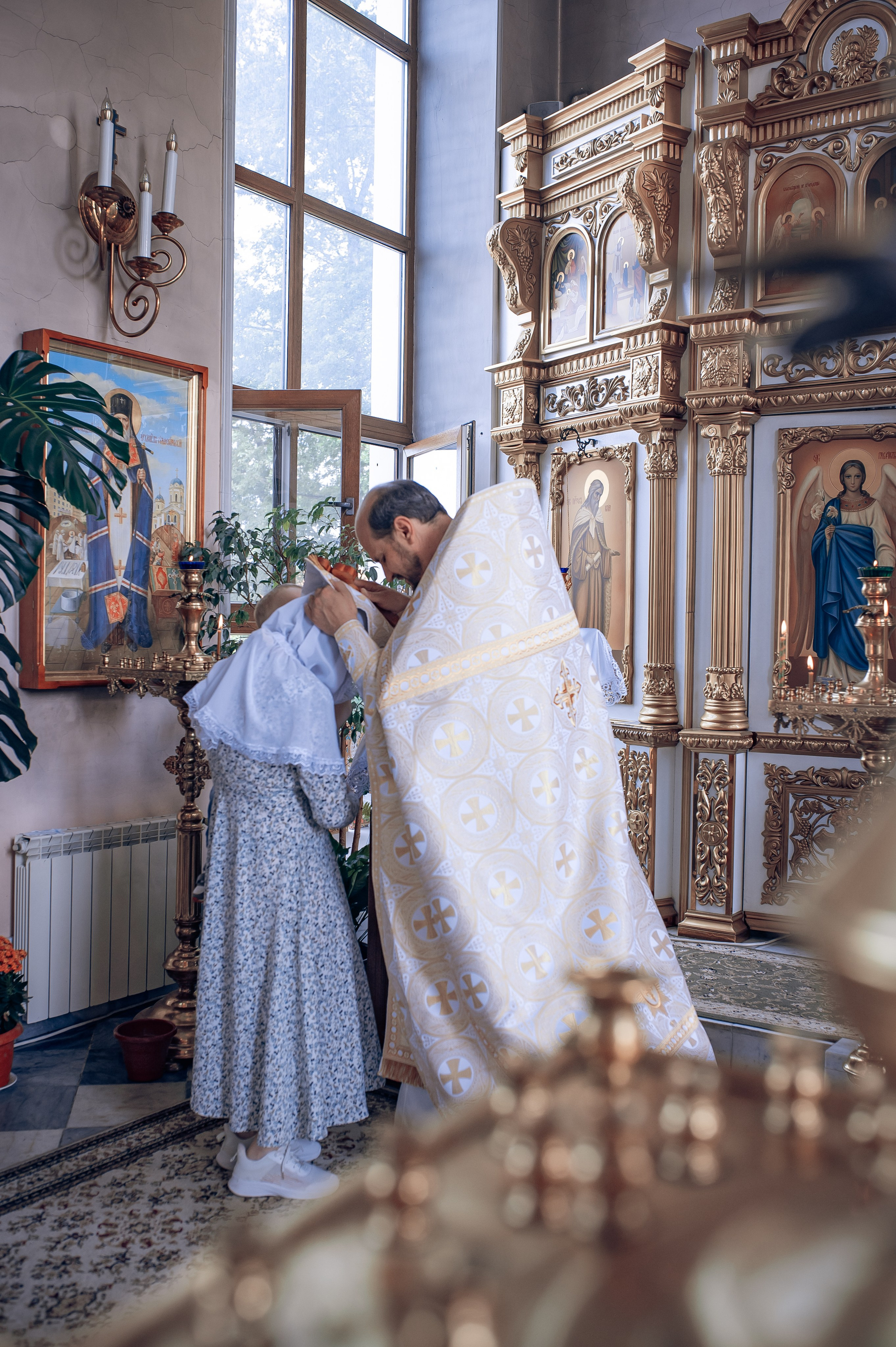 Воскресная служба в Рождественско-Николаевском храме. Фотографы крещения/венчания  Красноярск Татьяна и Вячеслав Переваловы