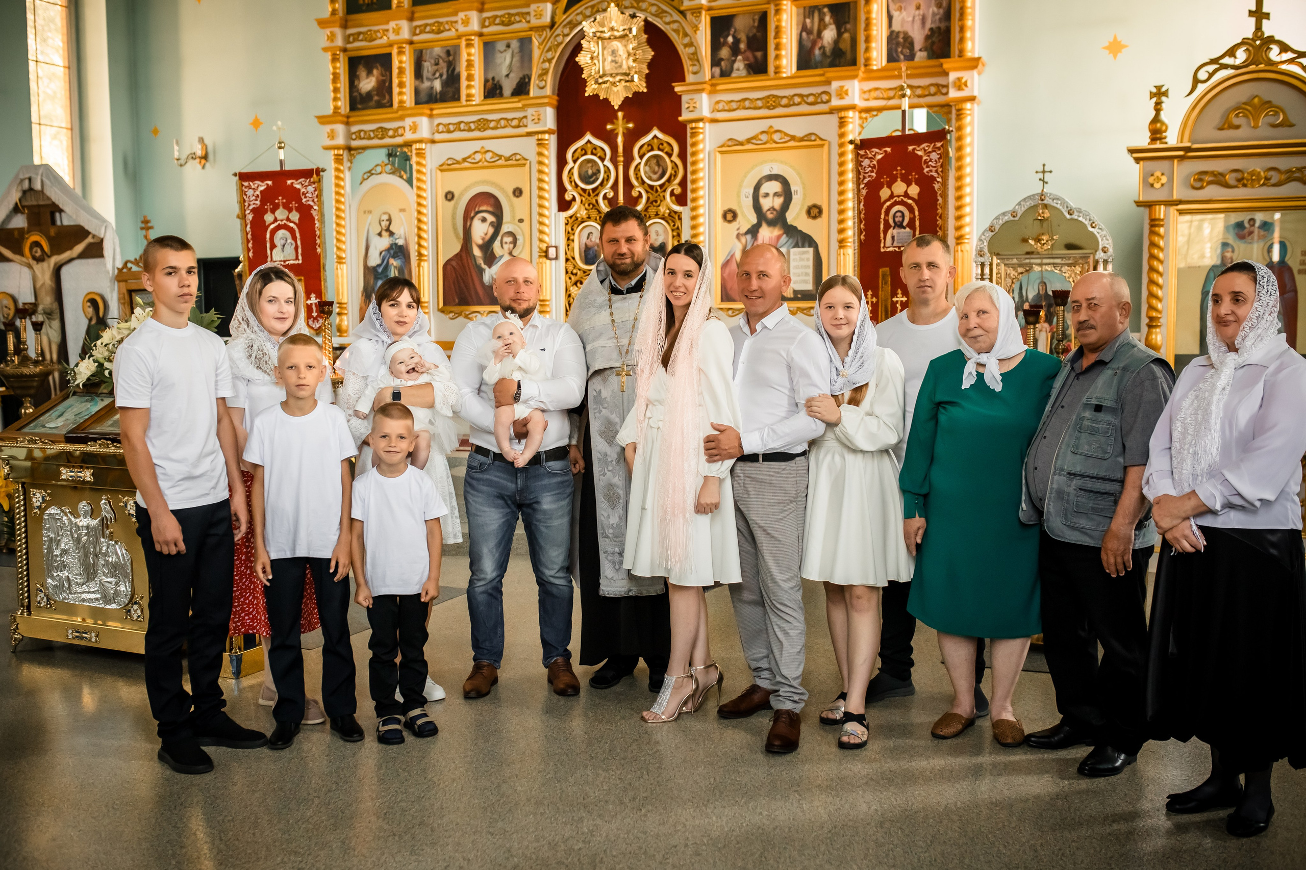 Крещение Милании и Эмилии