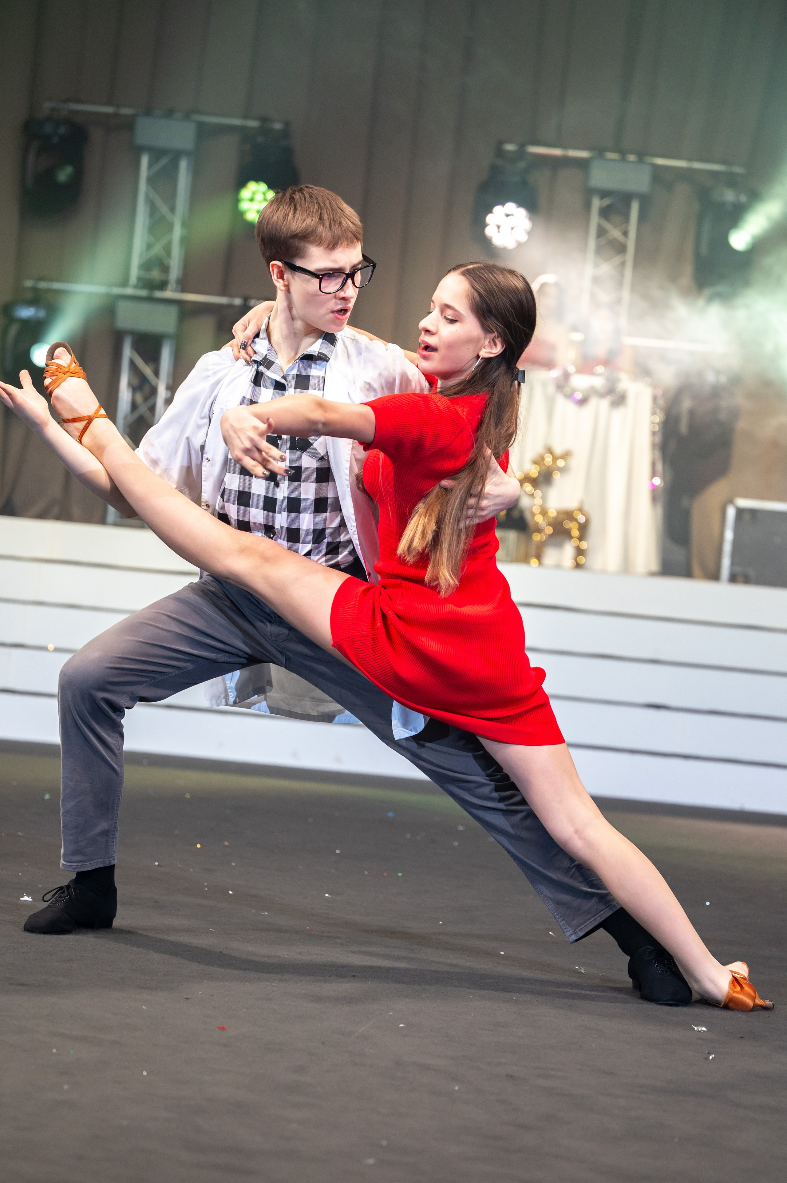 SL Новогодний отчетный концерт 2024/2025. Спортивный фотограф в Туле и Тульской области. Файсханова Фото Спорт