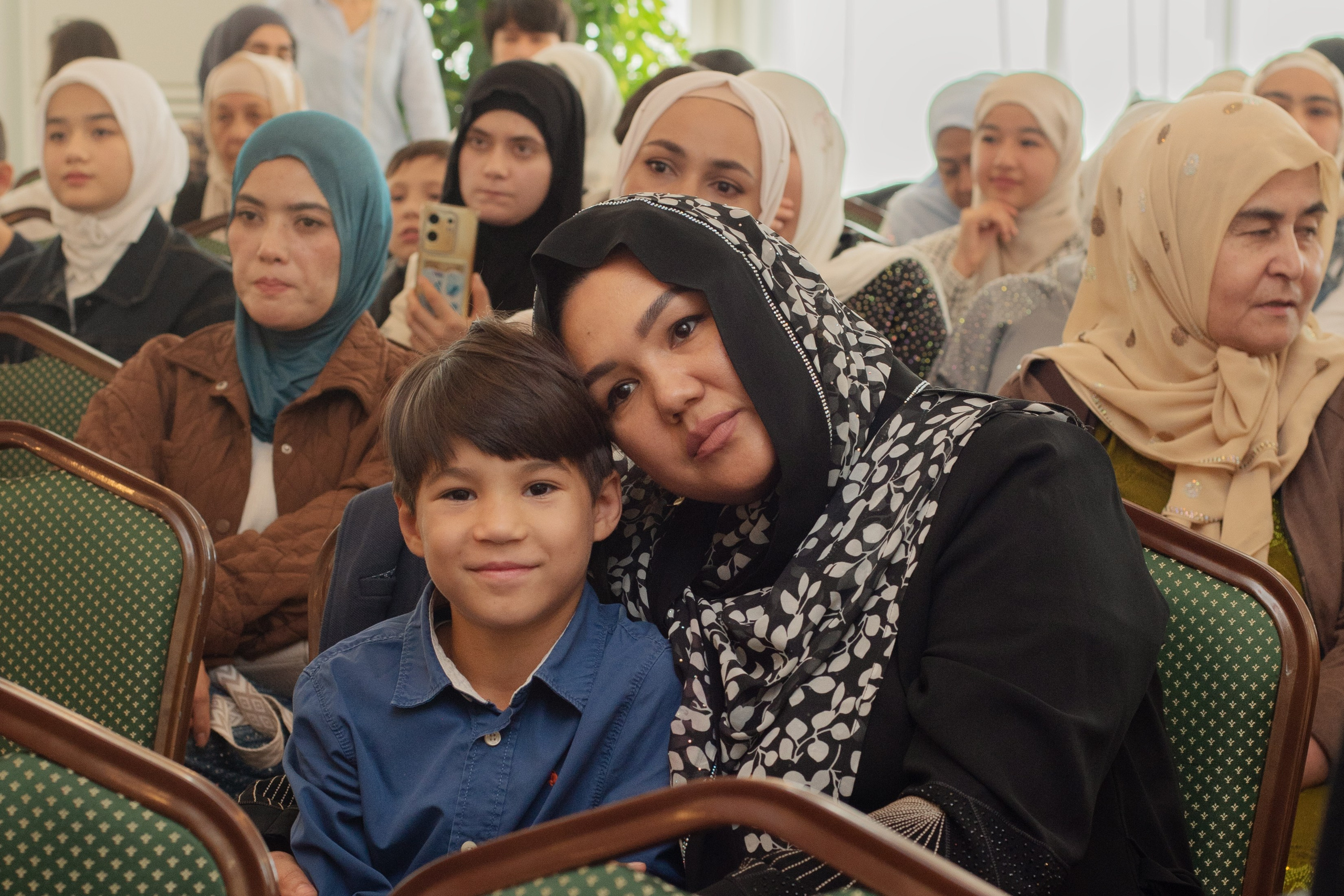 Выпускной в Евразийской женской гуманитарной академии. Лина Курочка — ваш фотограф