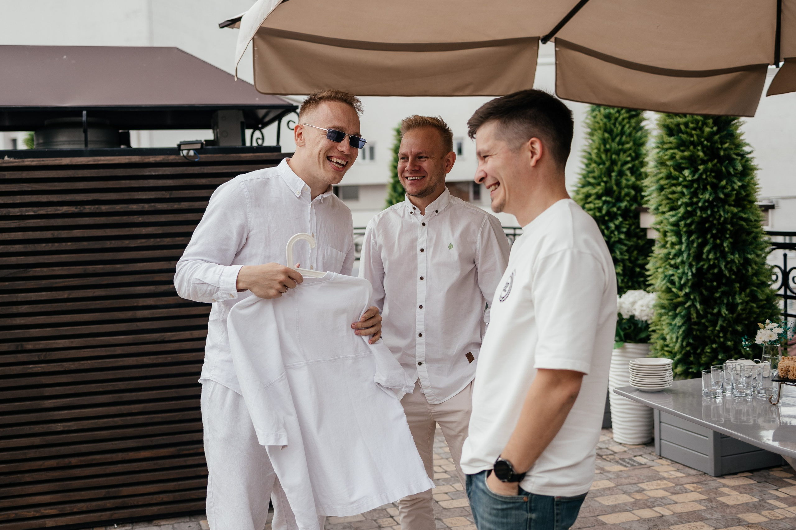 СЭНСЭЙ — бизнес клуб. Портретный и репортажный фотограф в Казани Максим Сипачев