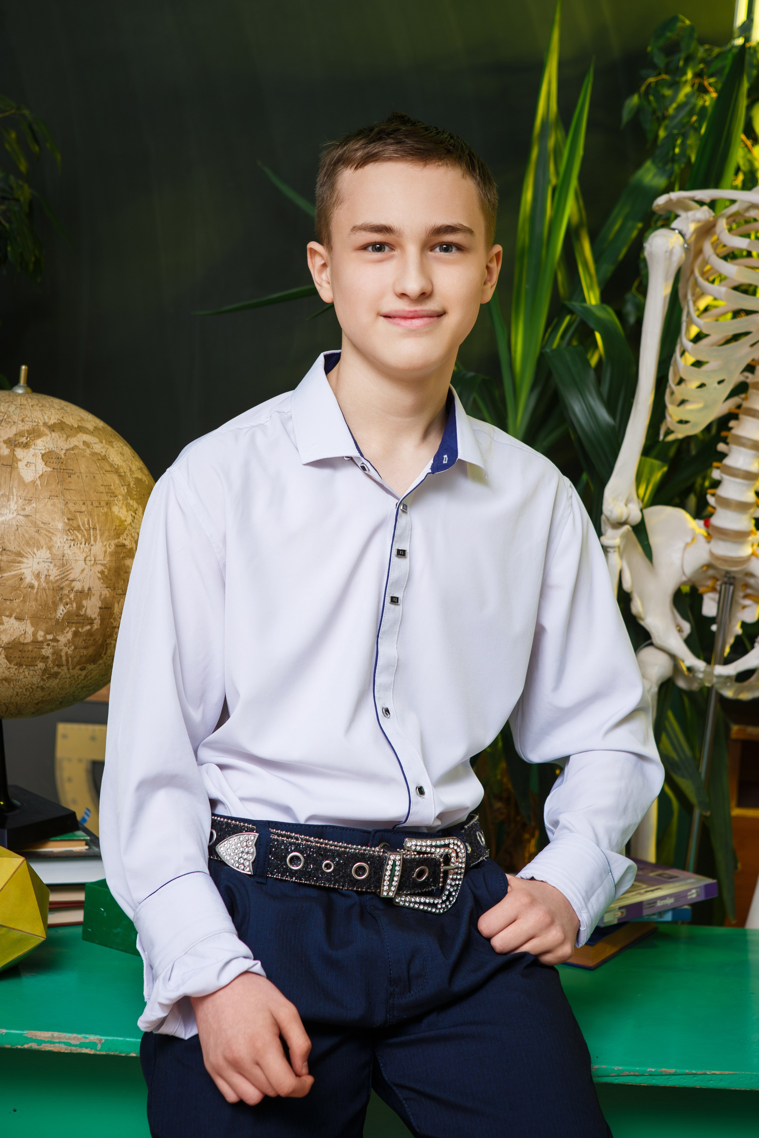 ПОРТРЕТНАЯ ФОТОСЕССИЯ В КЛАССЕ ДЛЯ 9 КЛАССОВ. ТВОЙ АЛЬБОМ / ТВОИ ПРАВИЛА