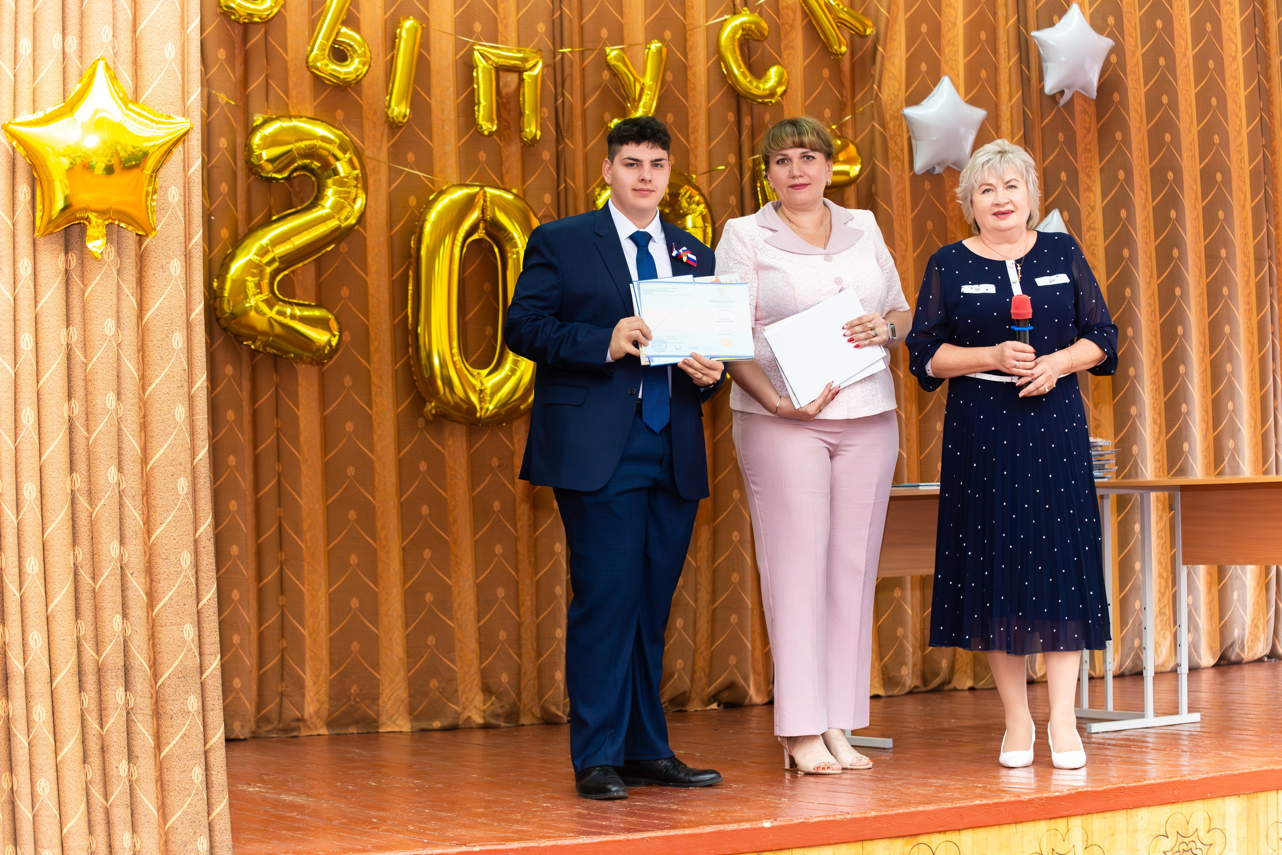 Вручение дипломов 2025 9 ШКОЛА МЦЕНСК. ТВОЙ АЛЬБОМ / ТВОИ ПРАВИЛА