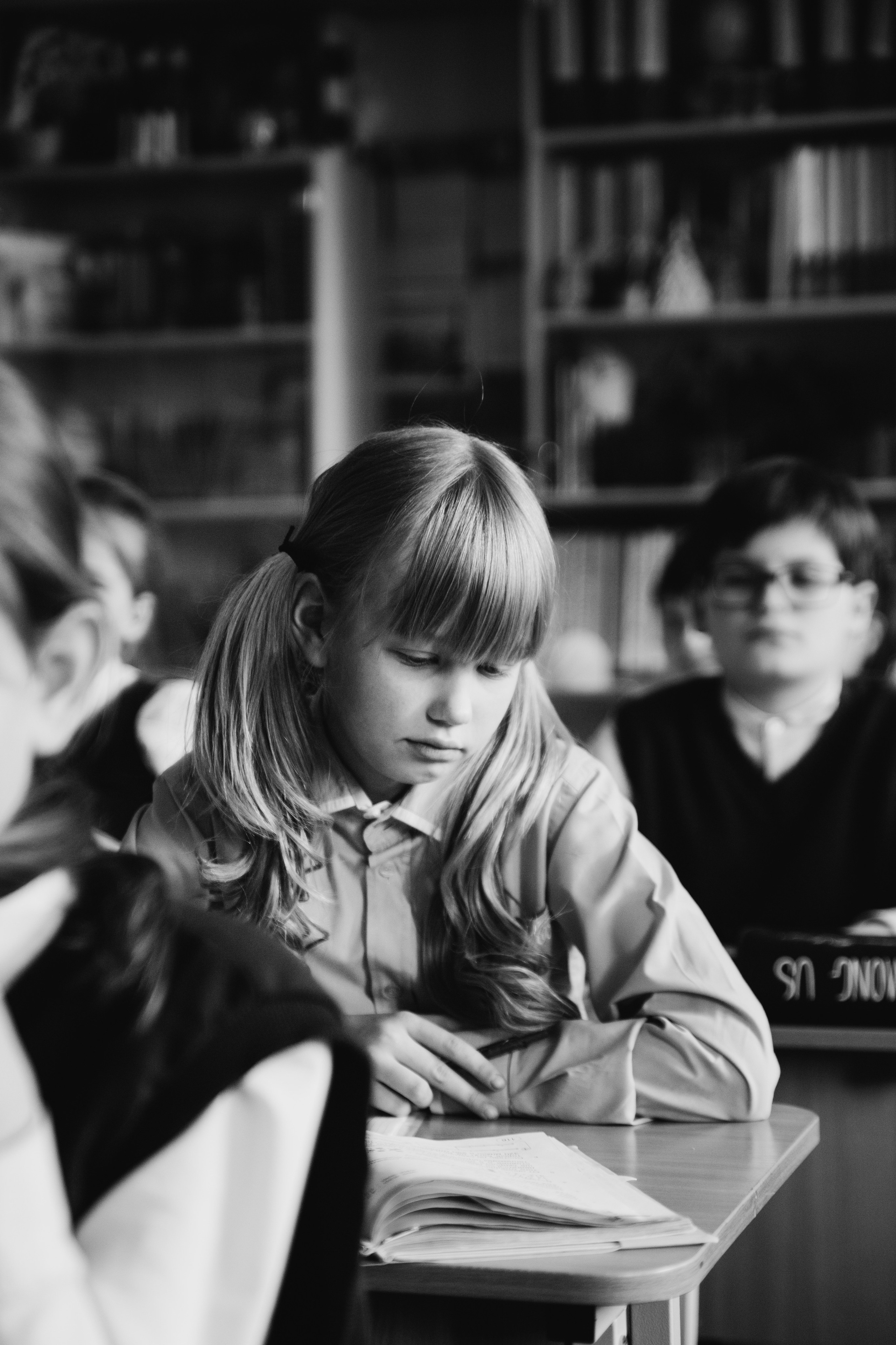 Школьные фотографии могут быть такими. Репортажный и детский фотограф в Минске