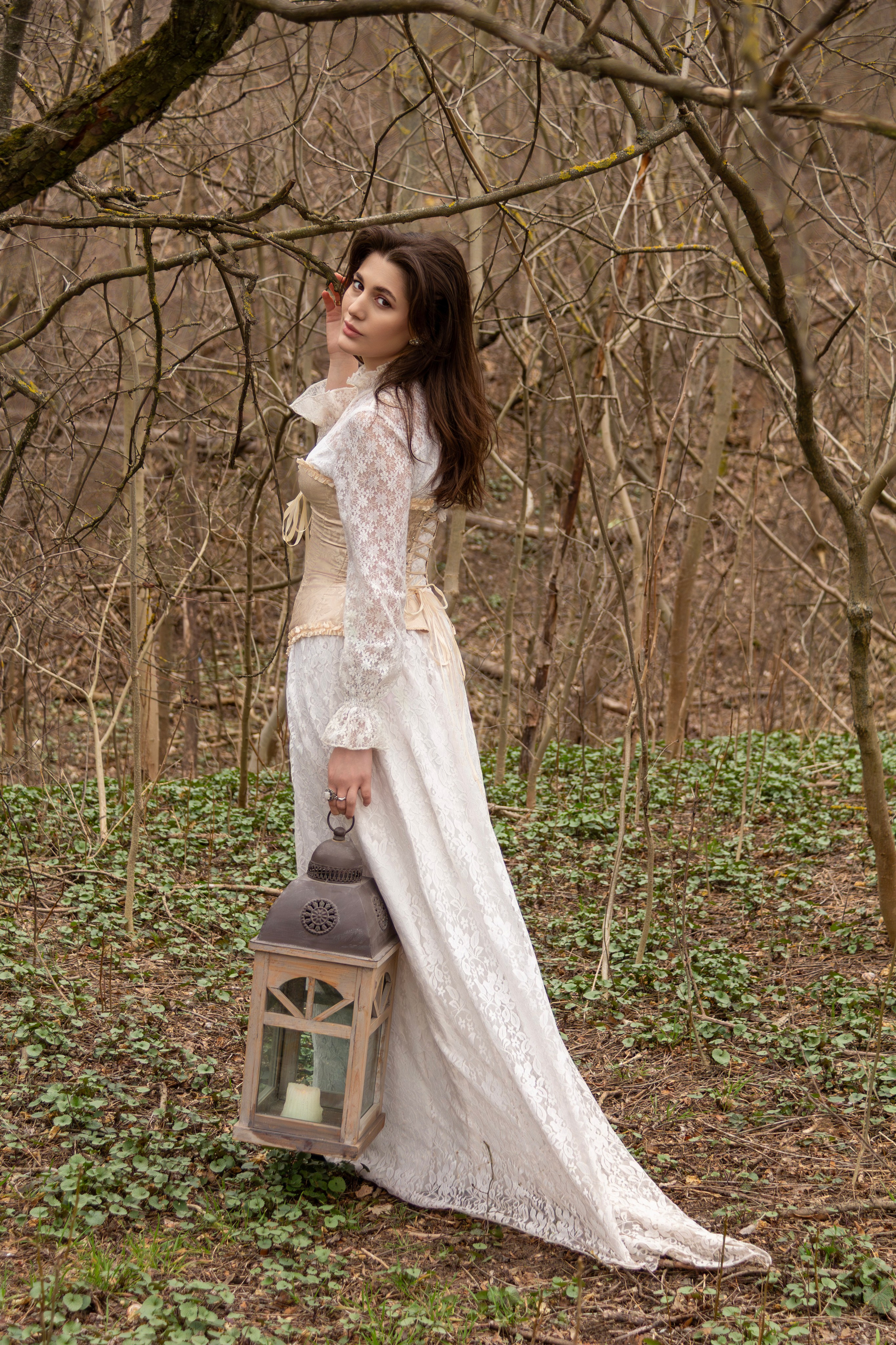 Женский портрет на природе. Главная