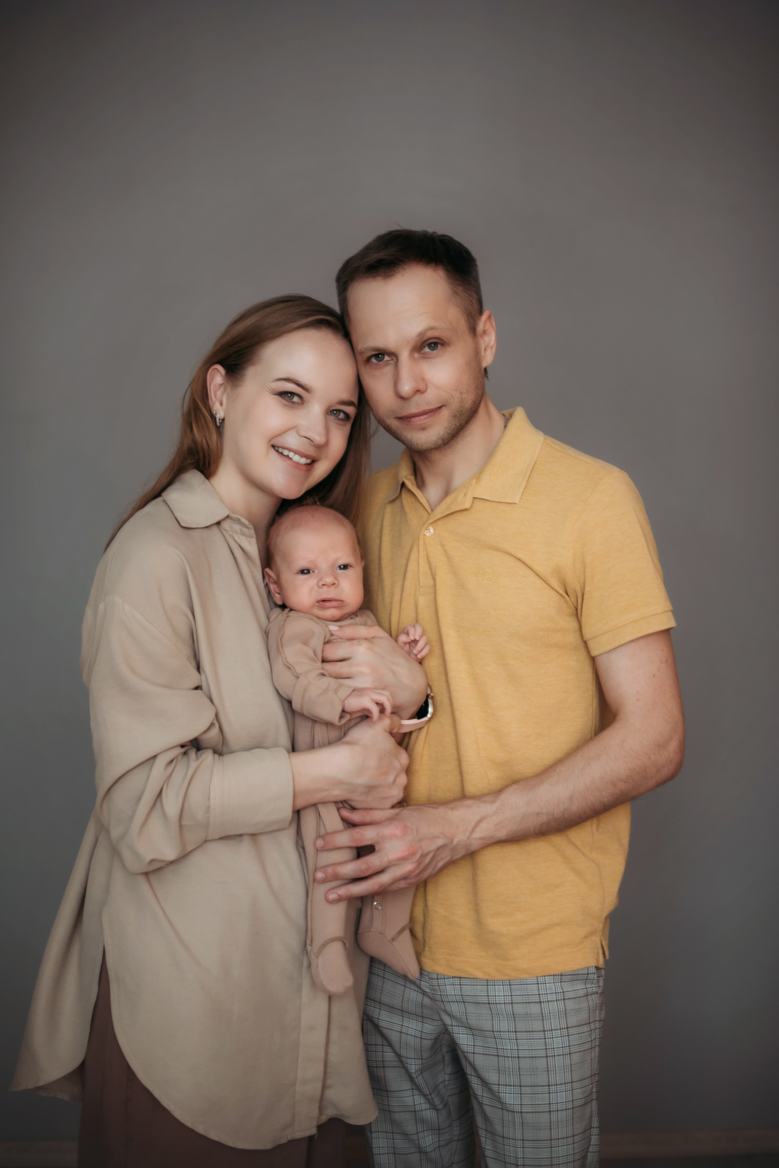 Ваня, Алёна и Ярослав. Фотограф Лейла Насибова-женский портрет, семейные фотосессии, контент