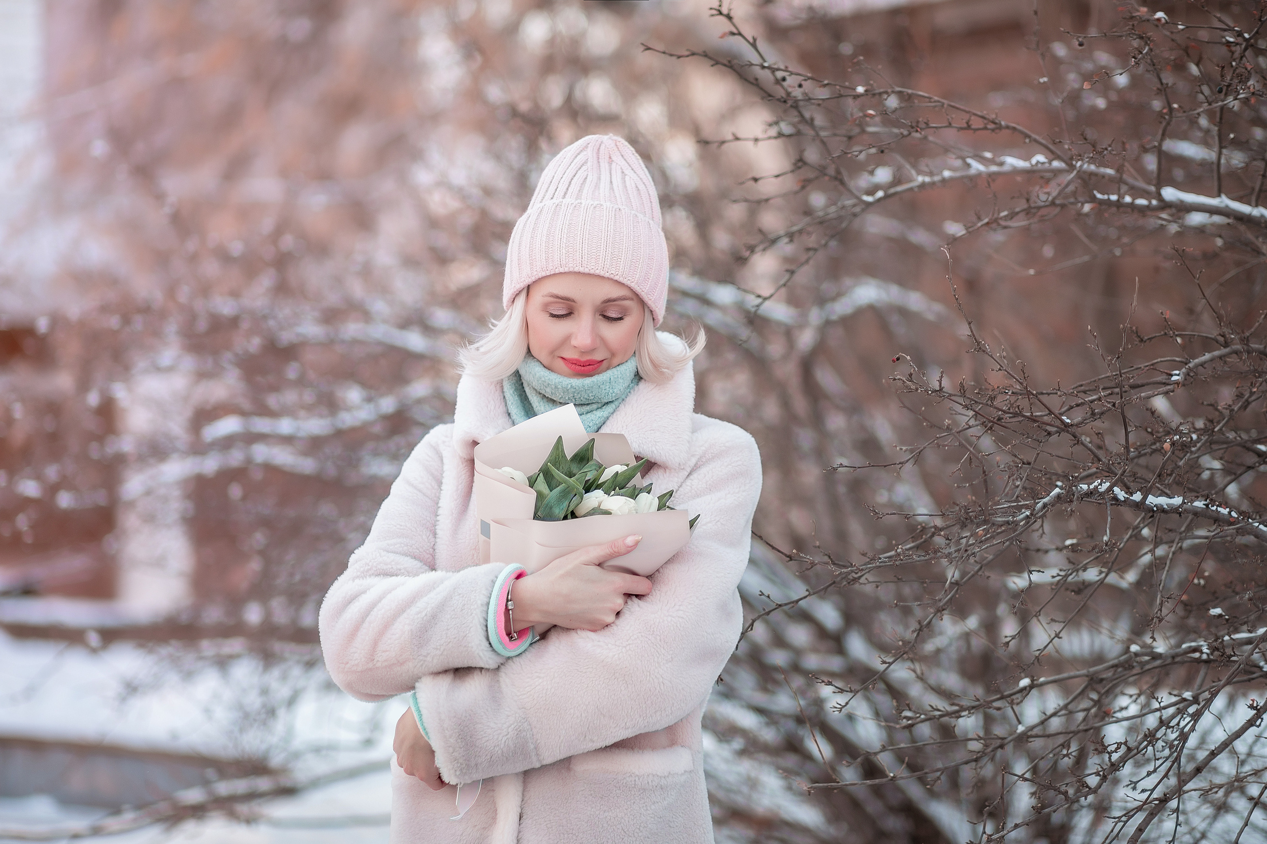 Снежная фотопрогулка в Центре. Детский и семейный фотограф в Красноярске Юлия Бирюкова