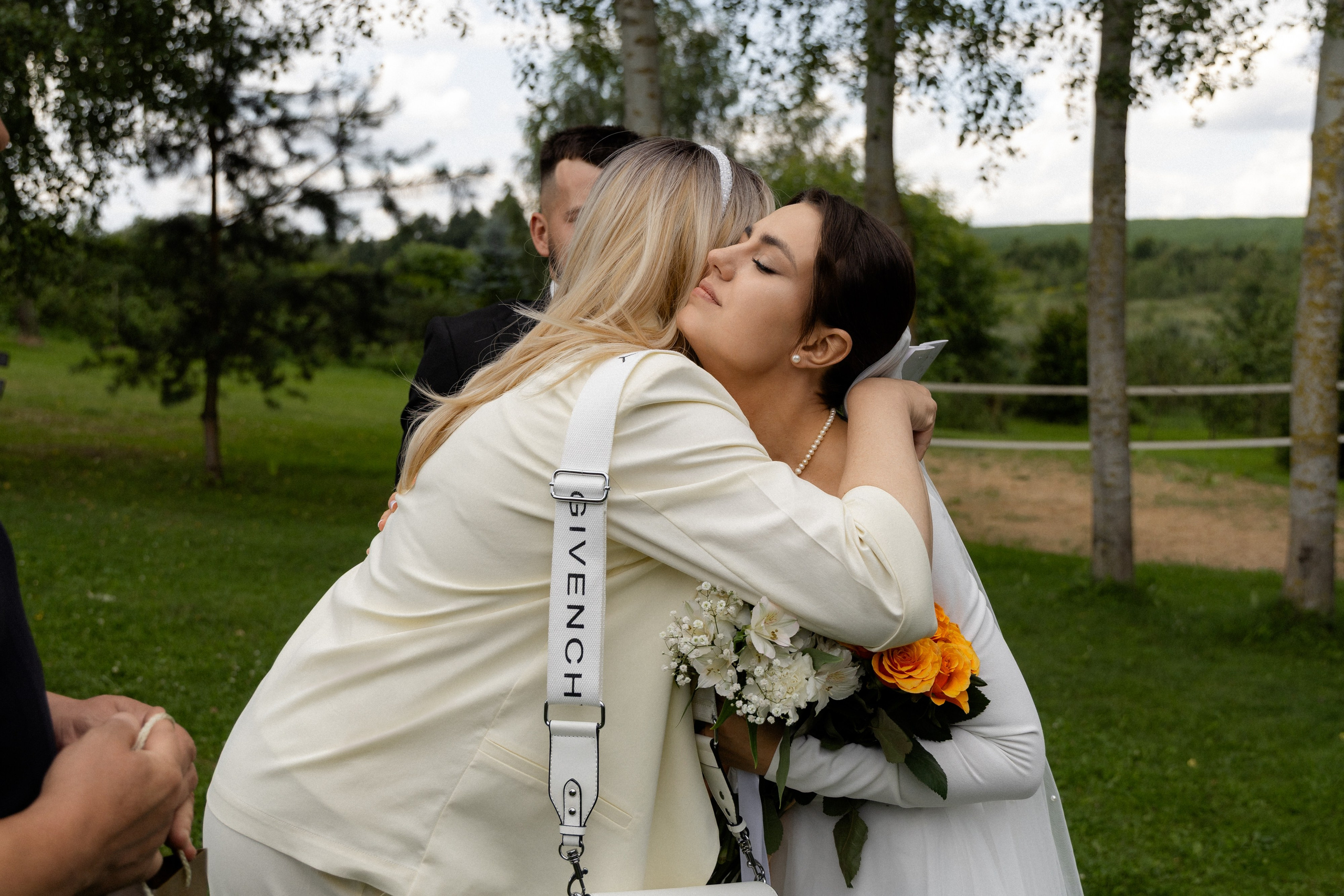 Свадебная фотосессия в агроусадьбе Лабодянка в Минске. Свадебный фотограф в Минске/Беларуси Сергей Спиридонов